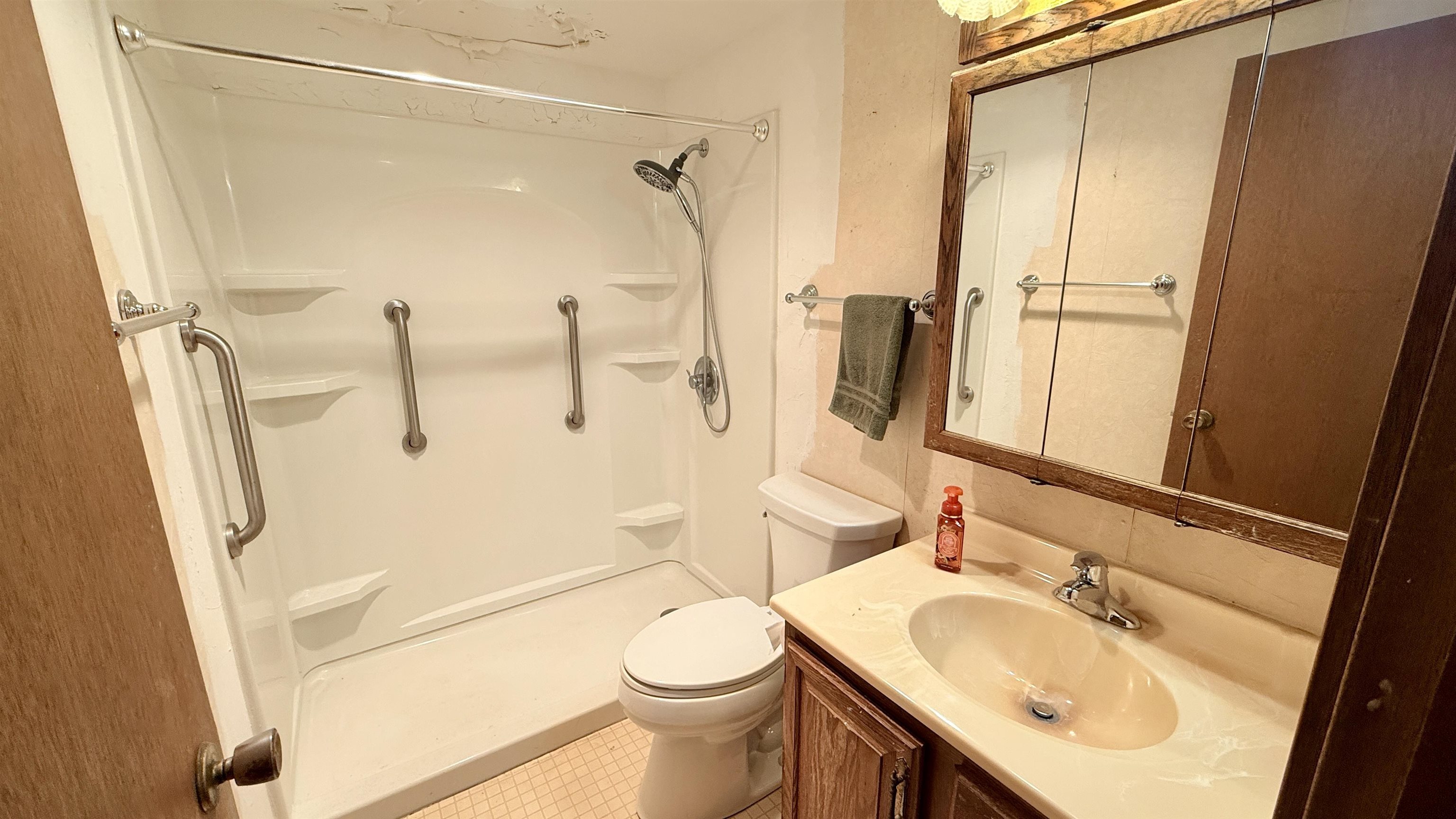 807 WESTON AVENUE, Rothschild, Wisconsin 54474, 3 Bedrooms Bedrooms, ,1 BathroomBathrooms,Residential,For Sale,807 WESTON AVENUE,22601644