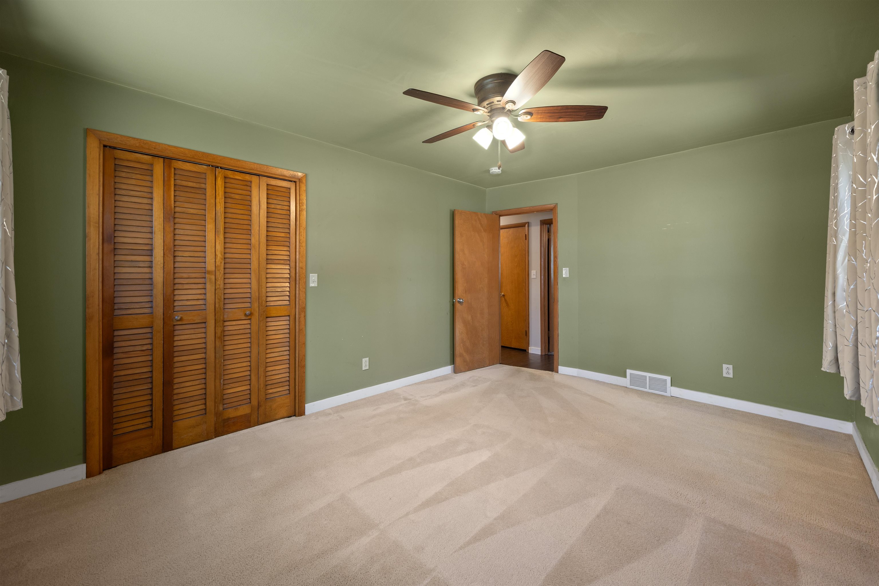 705 EDWARDS DRIVE, Mosinee, Wisconsin 54455, 3 Bedrooms Bedrooms, ,2 BathroomsBathrooms,Residential,For Sale,705 EDWARDS DRIVE,22601645