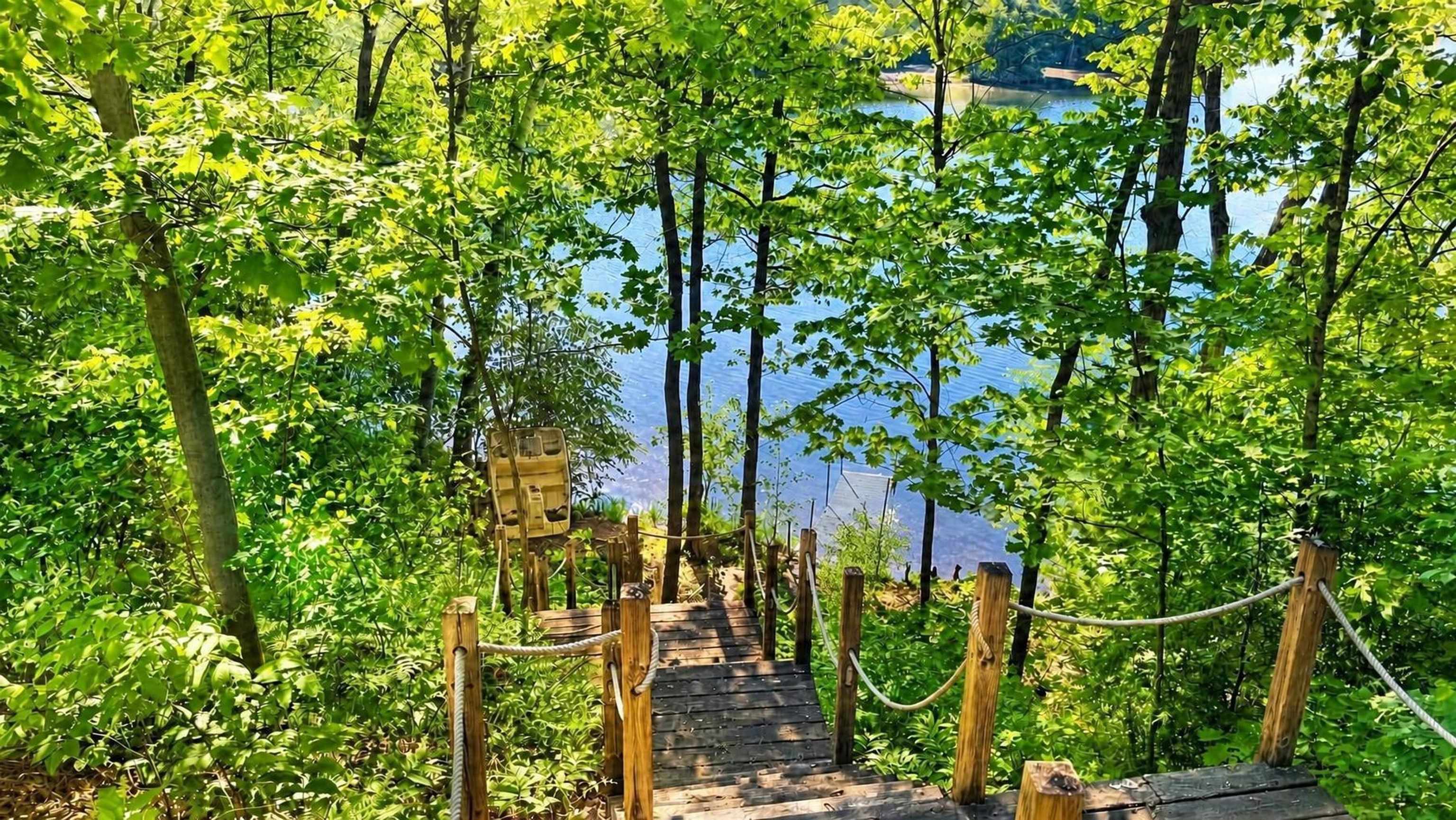 W1007 W SEVEN ISLAND LAKE DRIVE, Gleason, Wisconsin 54435, 3 Bedrooms Bedrooms, ,3 BathroomsBathrooms,Residential,For Sale,W1007 W SEVEN ISLAND LAKE DRIVE,22601647