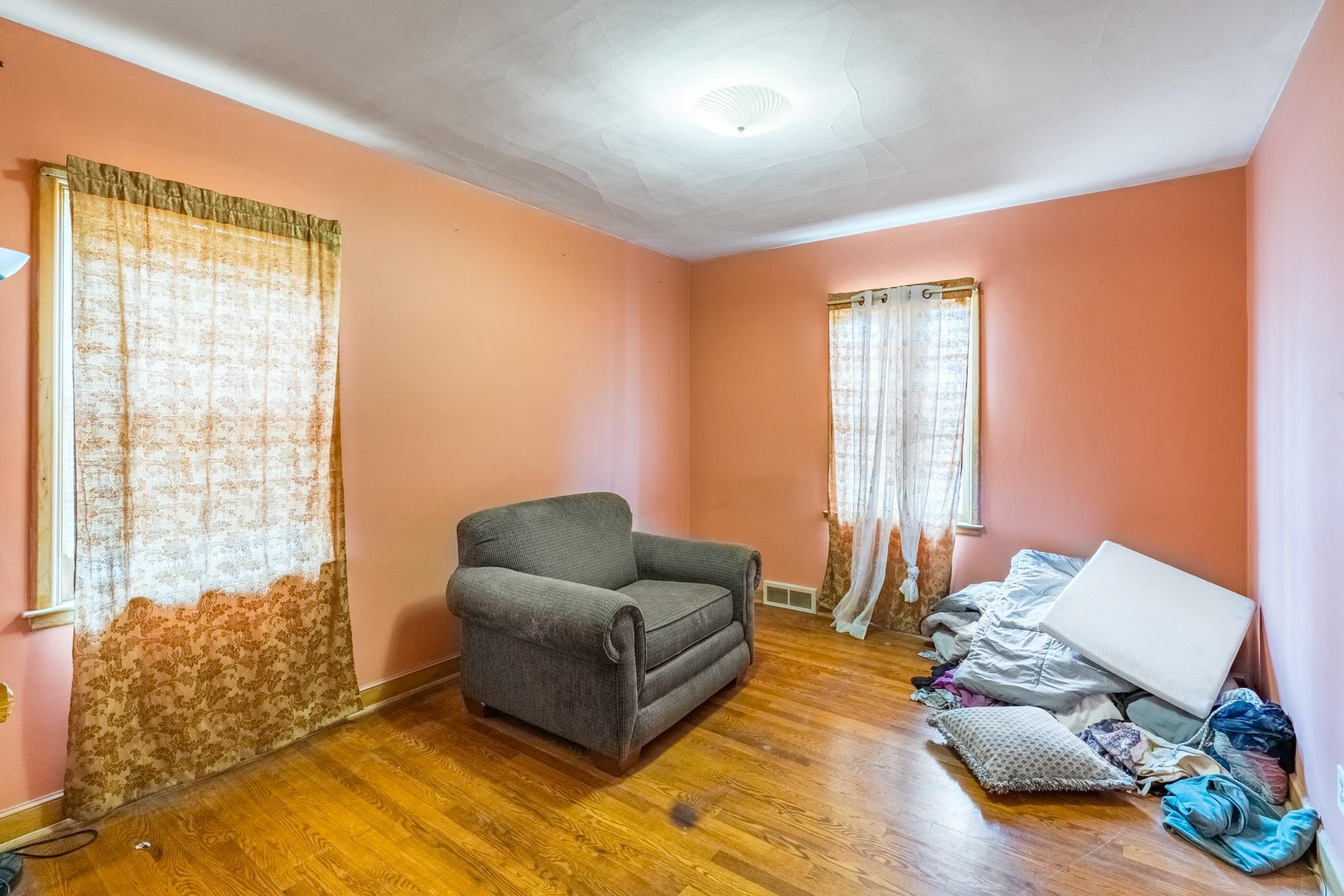 107 KENT STREET, Wausau, Wisconsin 54403, 2 Bedrooms Bedrooms, ,1 BathroomBathrooms,Residential,For Sale,107 KENT STREET,22601652