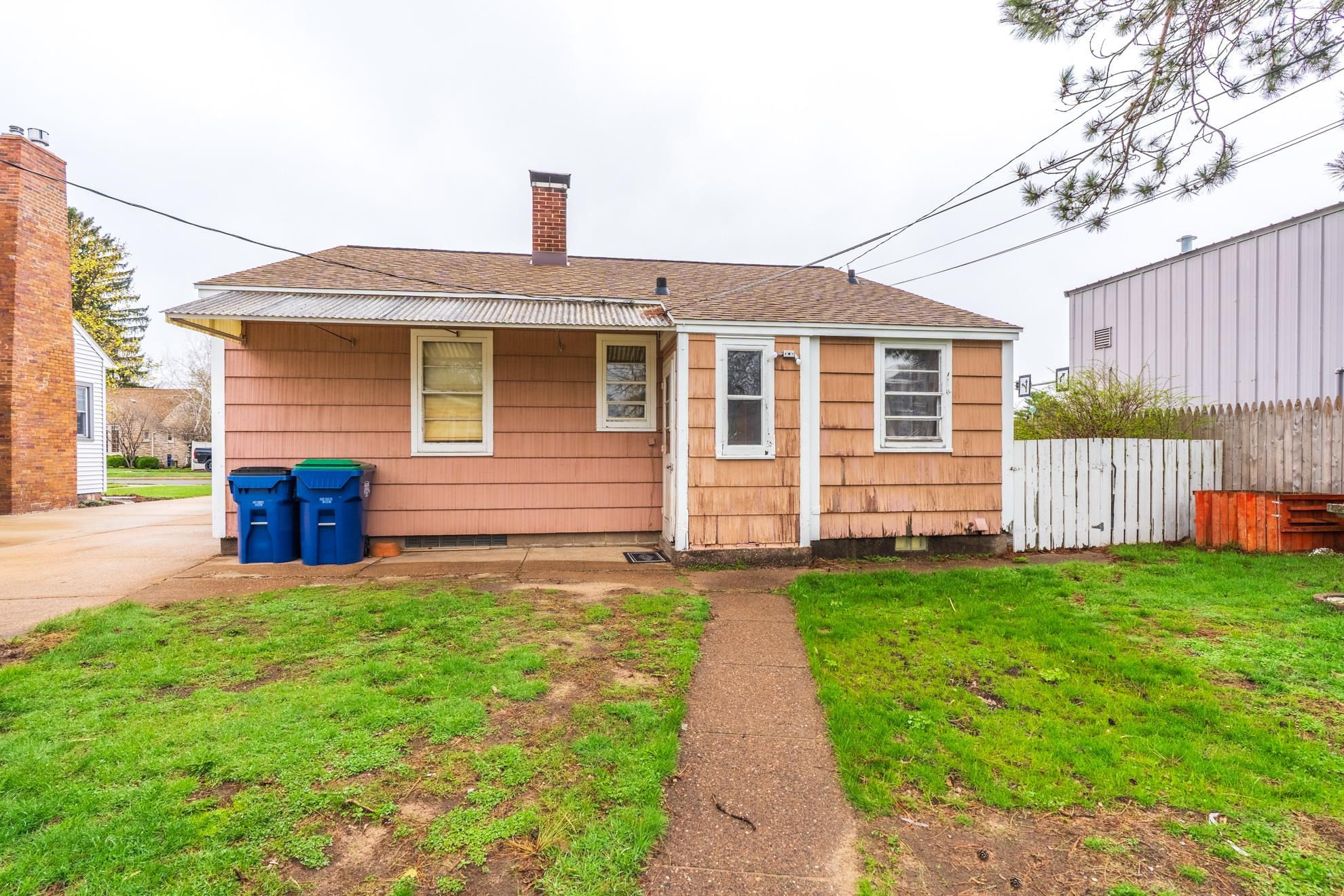 107 KENT STREET, Wausau, Wisconsin 54403, 2 Bedrooms Bedrooms, ,1 BathroomBathrooms,Residential,For Sale,107 KENT STREET,22601652