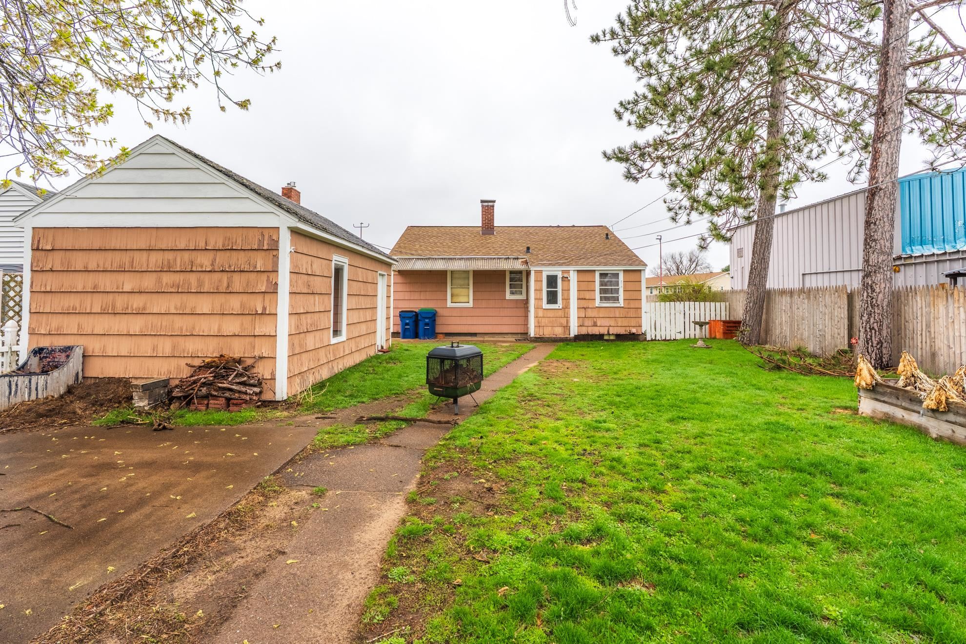 107 KENT STREET, Wausau, Wisconsin 54403, 2 Bedrooms Bedrooms, ,1 BathroomBathrooms,Residential,For Sale,107 KENT STREET,22601652