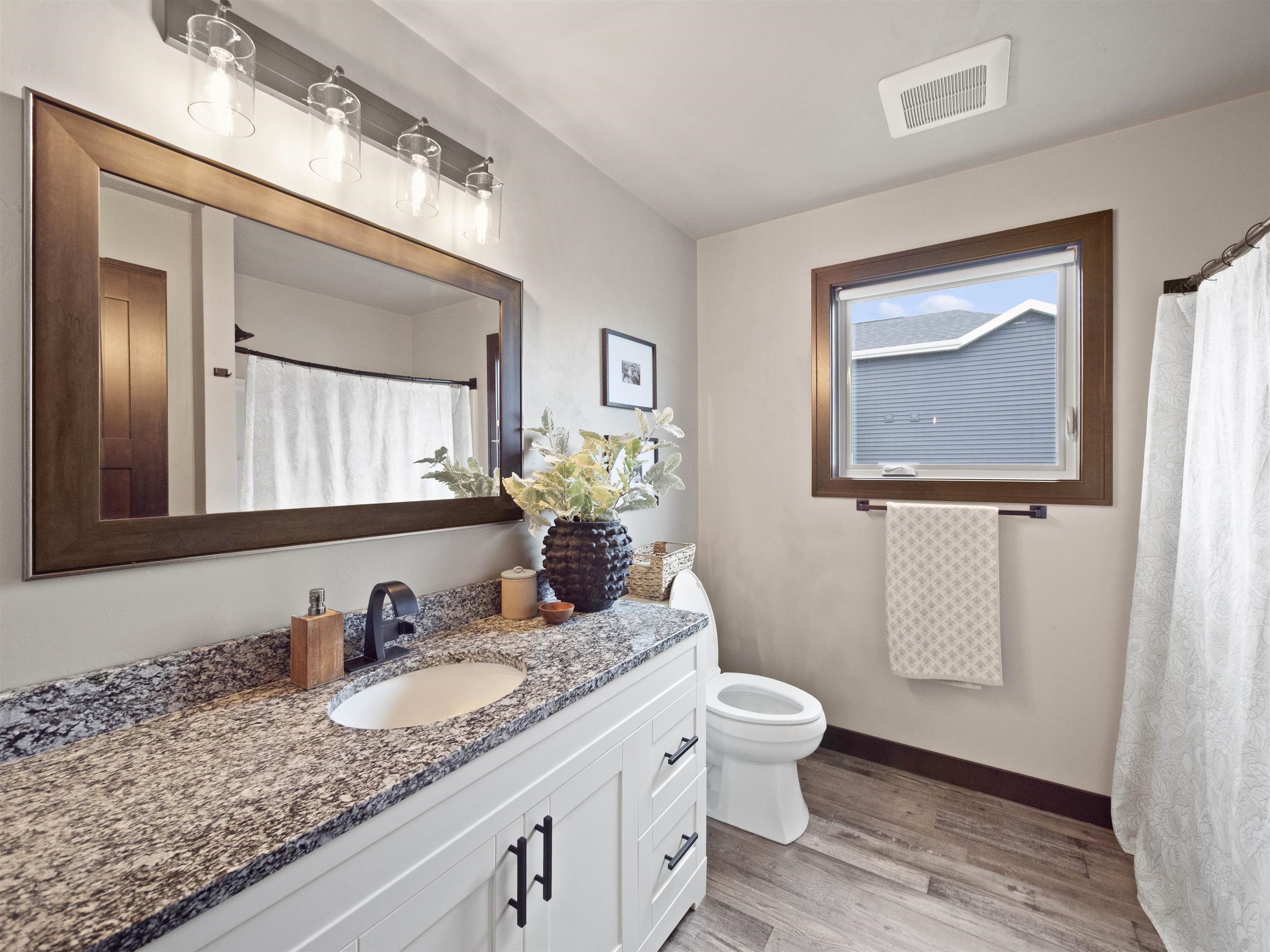 N1004 FALLON LANE, GREENVILLE, Wisconsin 54942, 4 Bedrooms Bedrooms, ,2 BathroomsBathrooms,Residential,For Sale,N1004 FALLON LANE,22601653