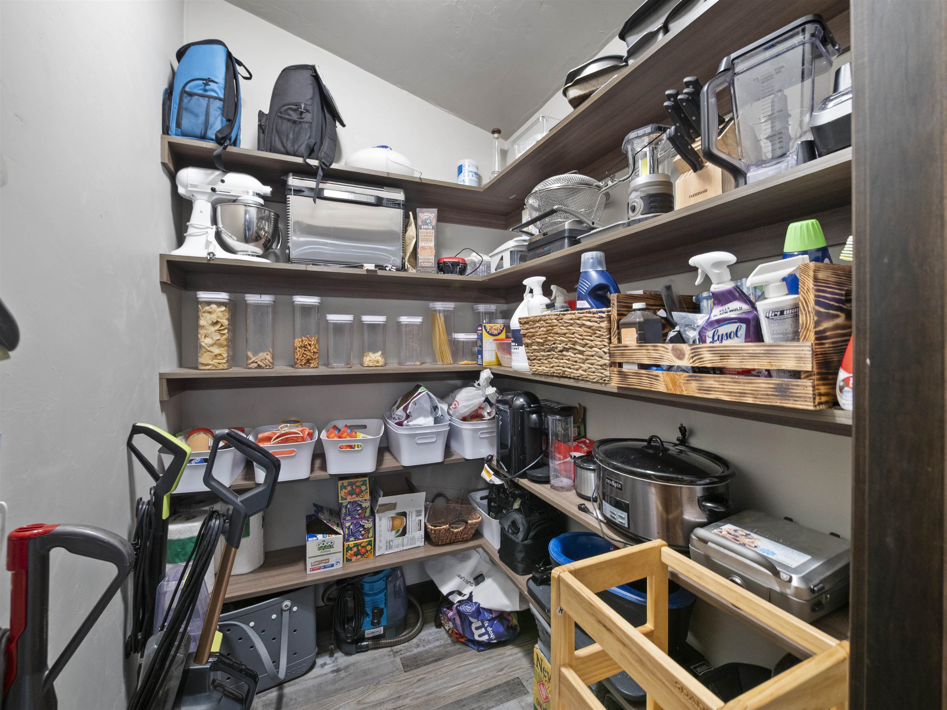 N1004 FALLON LANE, GREENVILLE, Wisconsin 54942, 4 Bedrooms Bedrooms, ,2 BathroomsBathrooms,Residential,For Sale,N1004 FALLON LANE,22601653