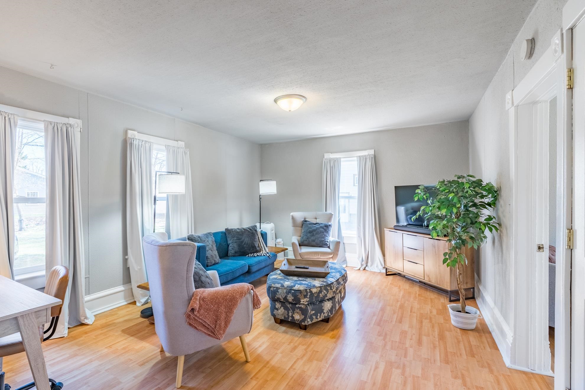 225 N 4TH AVENUE, Wausau, Wisconsin 54401, 2 Bedrooms Bedrooms, ,1 BathroomBathrooms,Multi-family,For Sale,225 N 4TH AVENUE,22601654