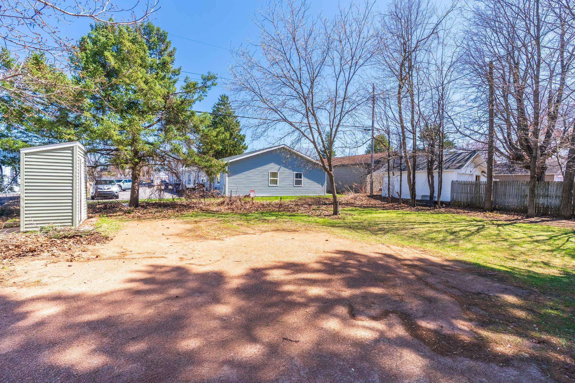 225 N 4TH AVENUE, Wausau, Wisconsin 54401, 2 Bedrooms Bedrooms, ,1 BathroomBathrooms,Multi-family,For Sale,225 N 4TH AVENUE,22601654