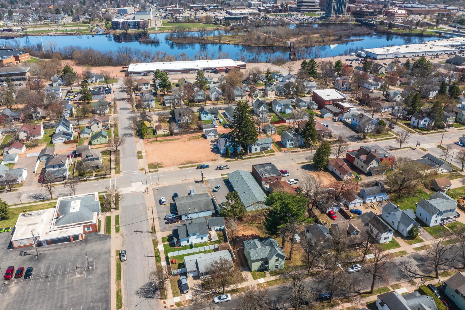 225 N 4TH AVENUE, Wausau, Wisconsin 54401, 2 Bedrooms Bedrooms, ,1 BathroomBathrooms,Multi-family,For Sale,225 N 4TH AVENUE,22601654