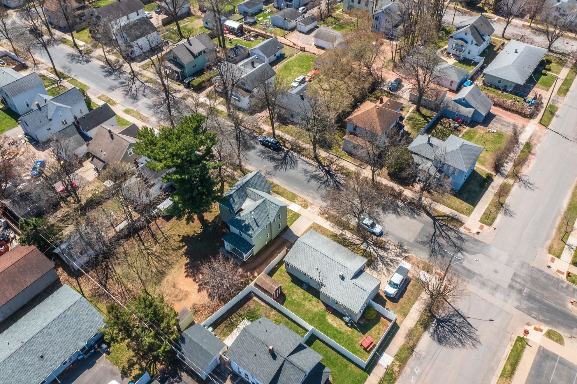 225 N 4TH AVENUE, Wausau, Wisconsin 54401, 2 Bedrooms Bedrooms, ,1 BathroomBathrooms,Multi-family,For Sale,225 N 4TH AVENUE,22601654