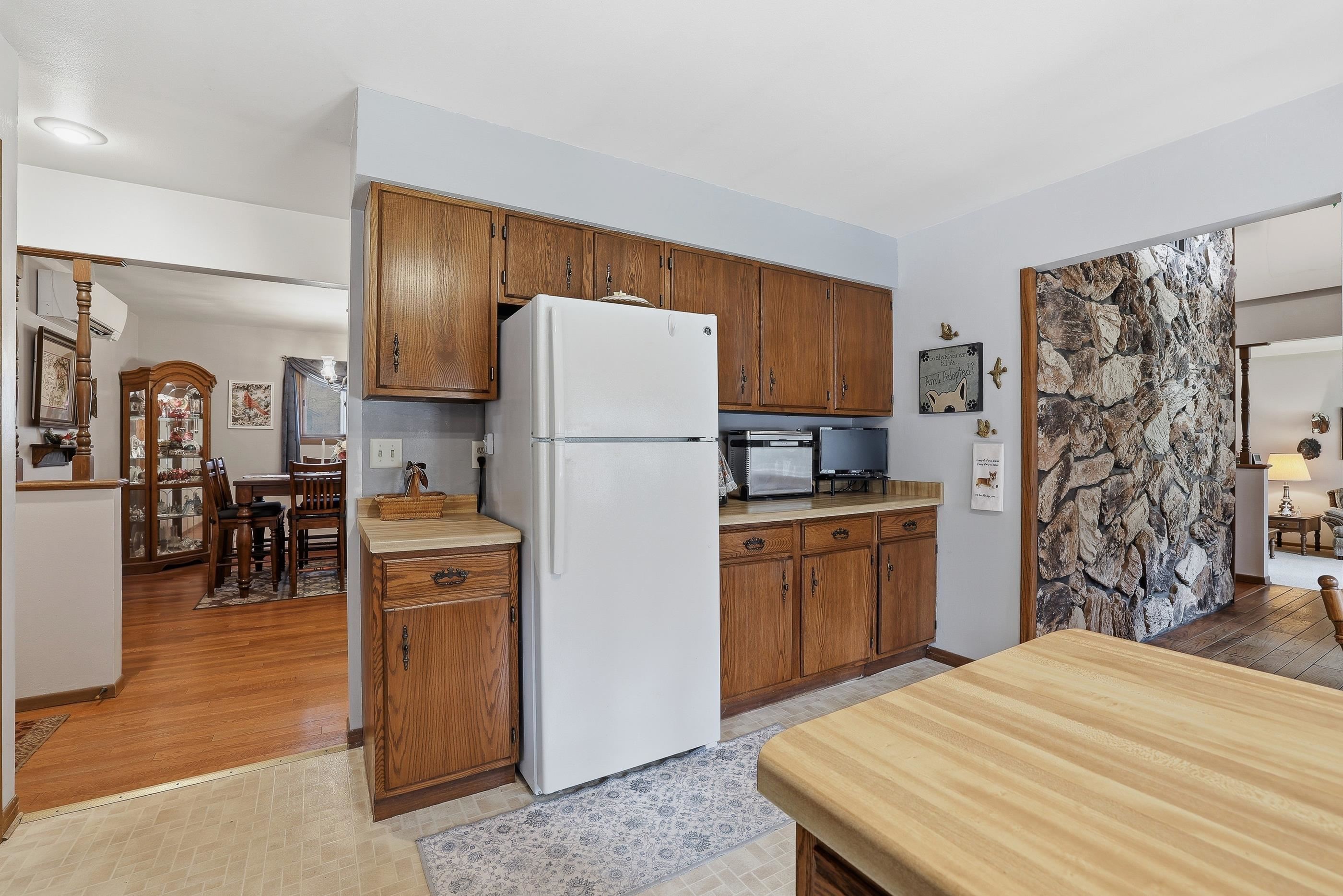 E2425 LAMPLIGHTER LANE, Waupaca, Wisconsin 54981, 3 Bedrooms Bedrooms, ,2 BathroomsBathrooms,Residential,For Sale,E2425 LAMPLIGHTER LANE,22601656