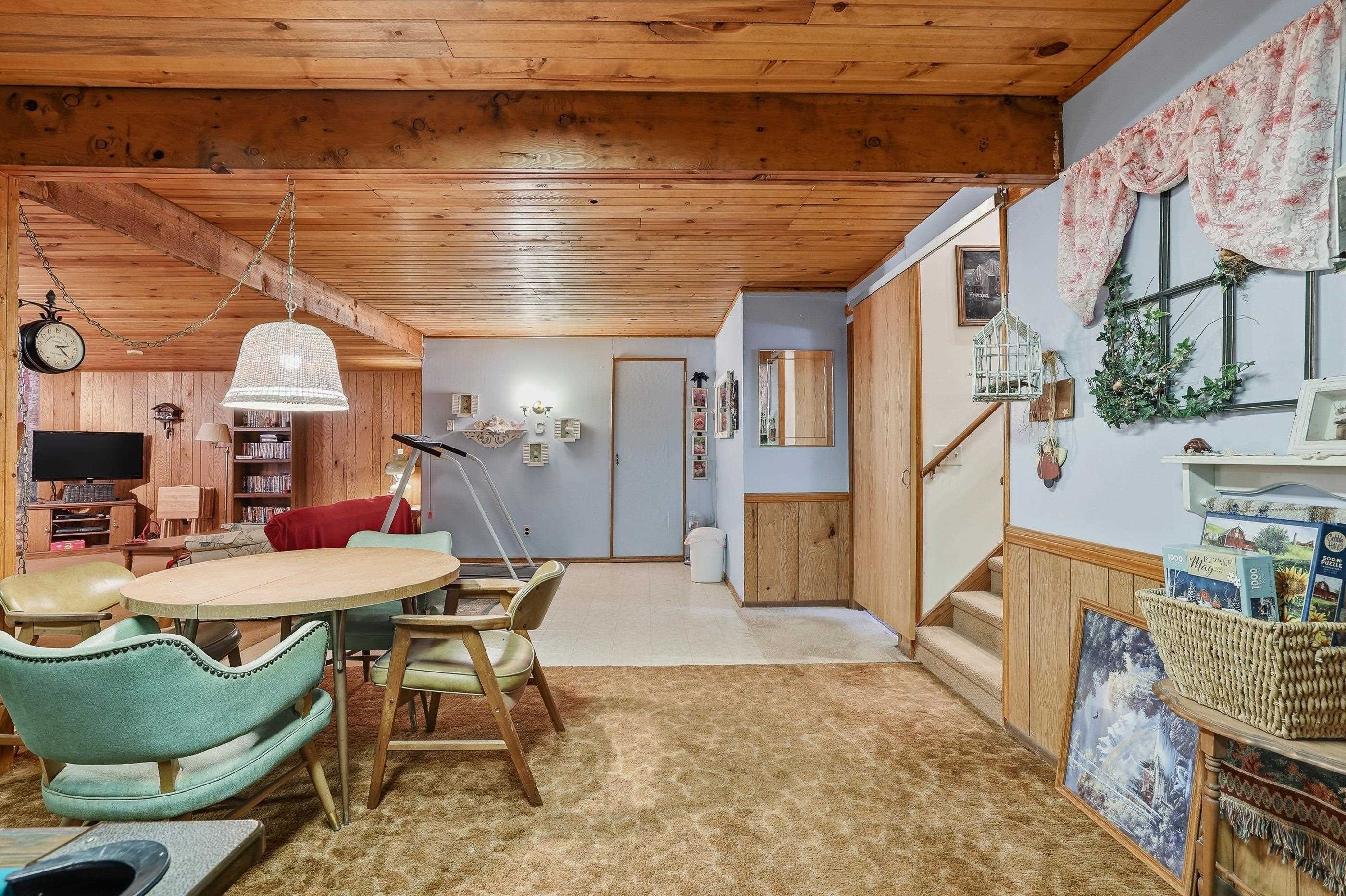 E2425 LAMPLIGHTER LANE, Waupaca, Wisconsin 54981, 3 Bedrooms Bedrooms, ,2 BathroomsBathrooms,Residential,For Sale,E2425 LAMPLIGHTER LANE,22601656