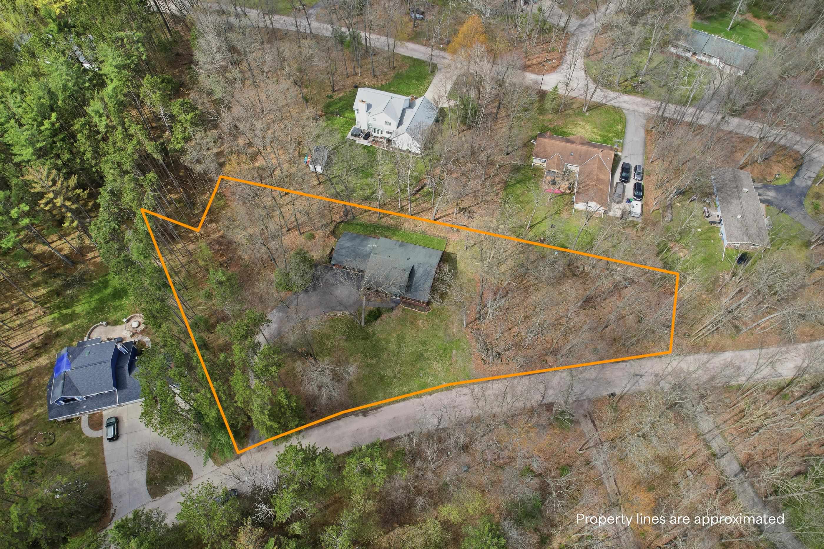 E2425 LAMPLIGHTER LANE, Waupaca, Wisconsin 54981, 3 Bedrooms Bedrooms, ,2 BathroomsBathrooms,Residential,For Sale,E2425 LAMPLIGHTER LANE,22601656