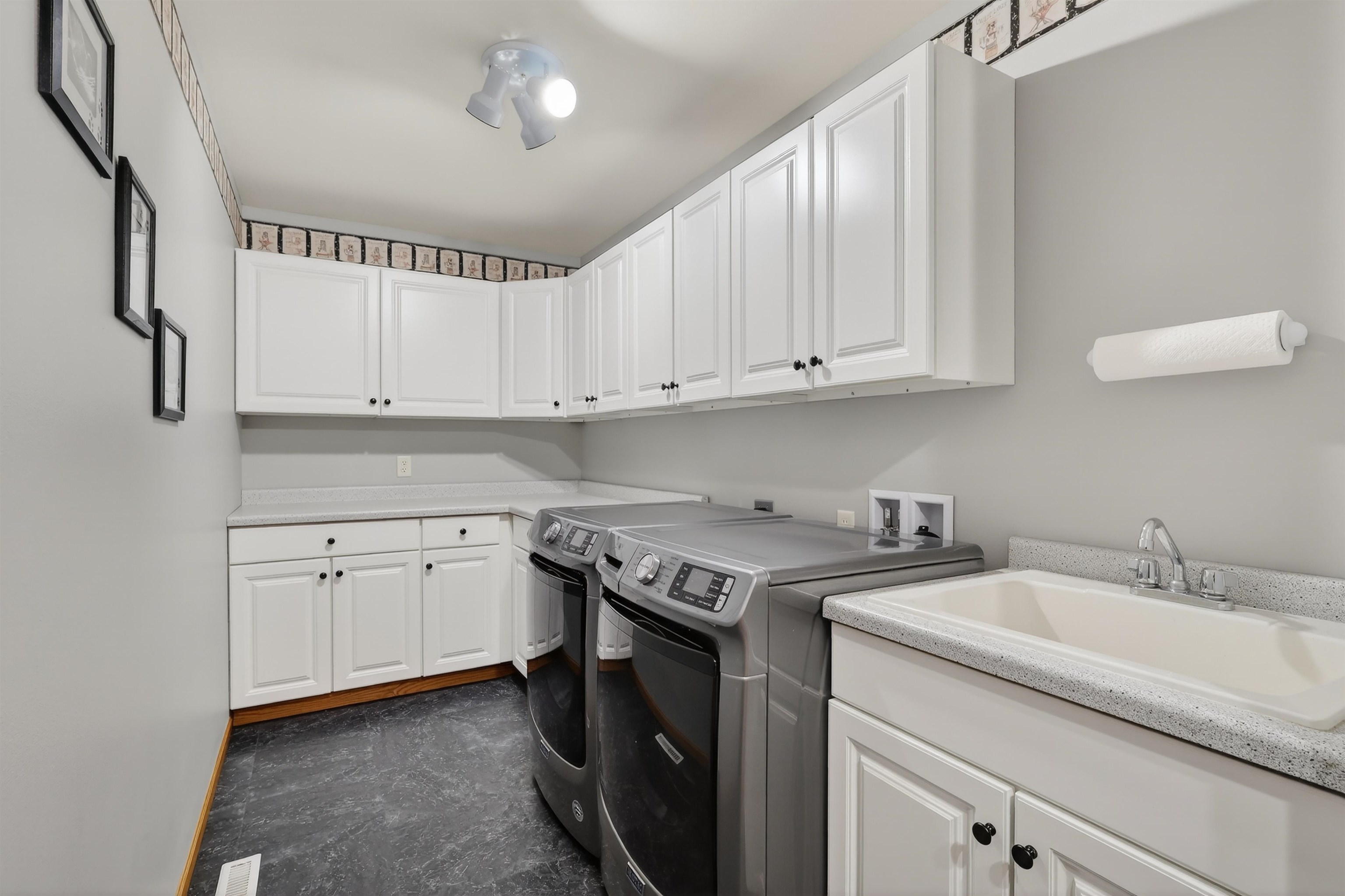 10055 STATE HIGHWAY 73, Pittsville, Wisconsin 54466, 3 Bedrooms Bedrooms, ,3 BathroomsBathrooms,Residential,For Sale,10055 STATE HIGHWAY 73,22601658