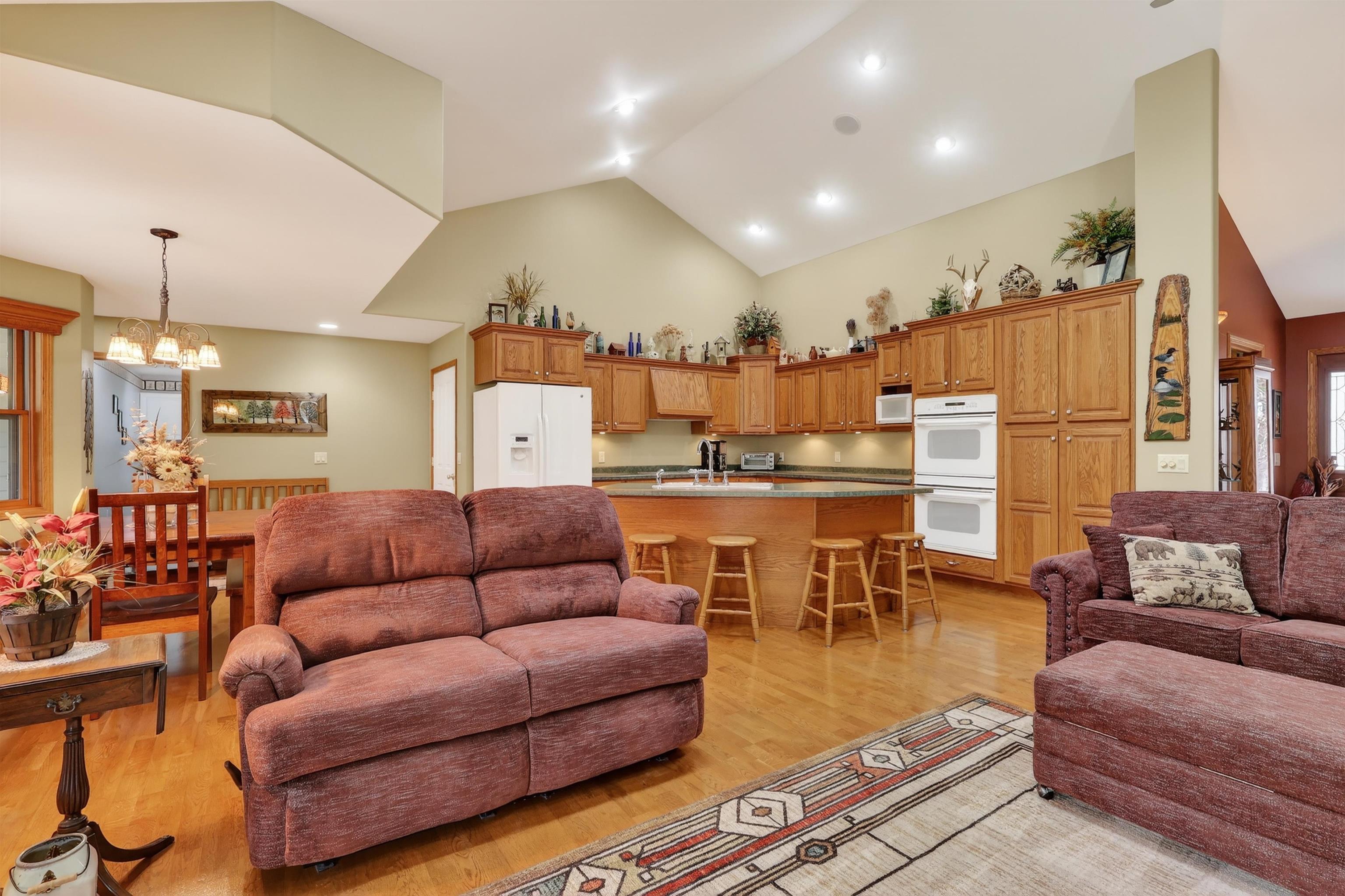 10055 STATE HIGHWAY 73, Pittsville, Wisconsin 54466, 3 Bedrooms Bedrooms, ,3 BathroomsBathrooms,Residential,For Sale,10055 STATE HIGHWAY 73,22601658