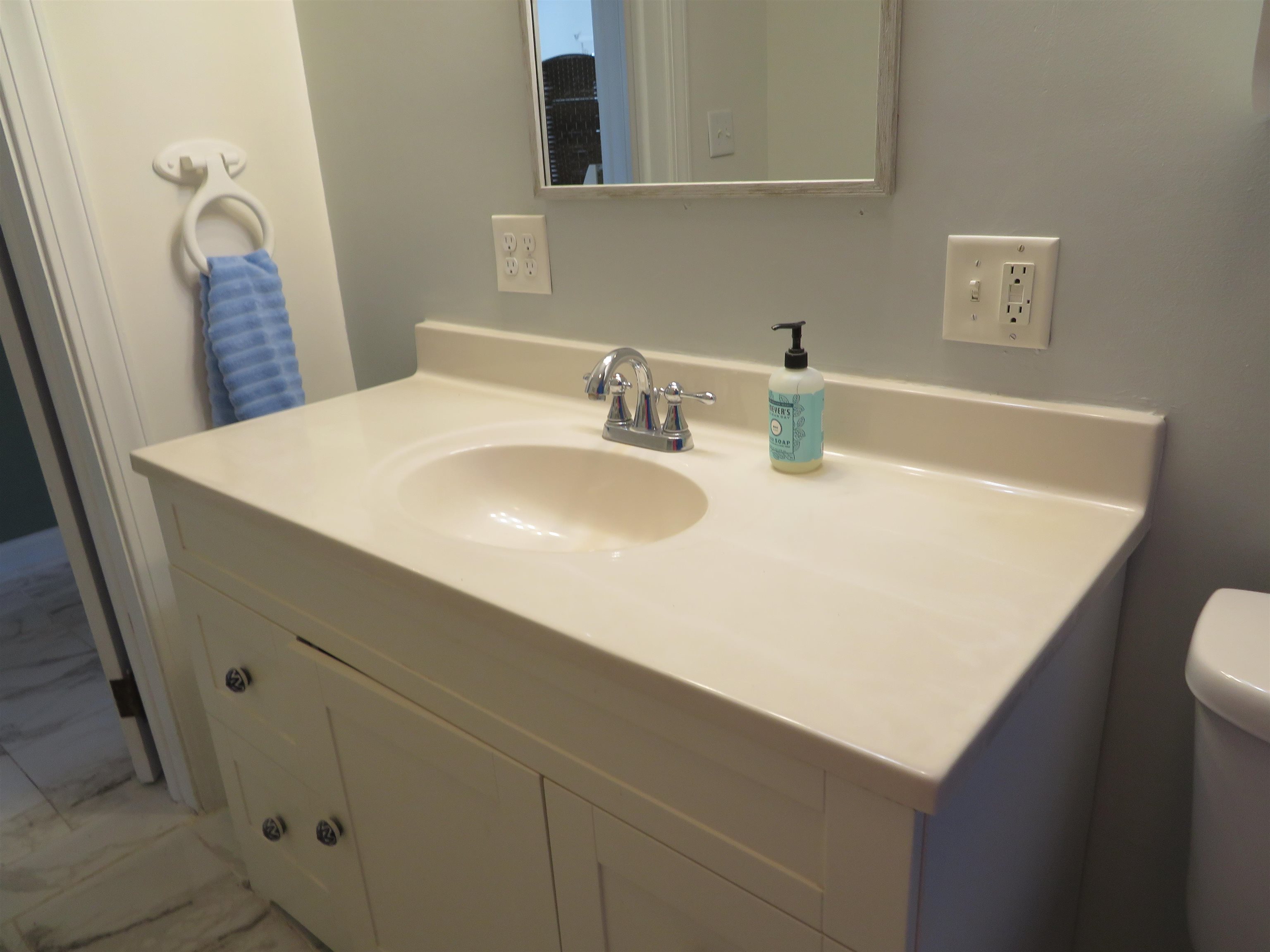 1605 E 7TH STREET, Merrill, Wisconsin 54452, 2 Bedrooms Bedrooms, 5 Rooms Rooms,1 BathroomBathrooms,Multi-family,For Sale,1605 E 7TH STREET,22601659