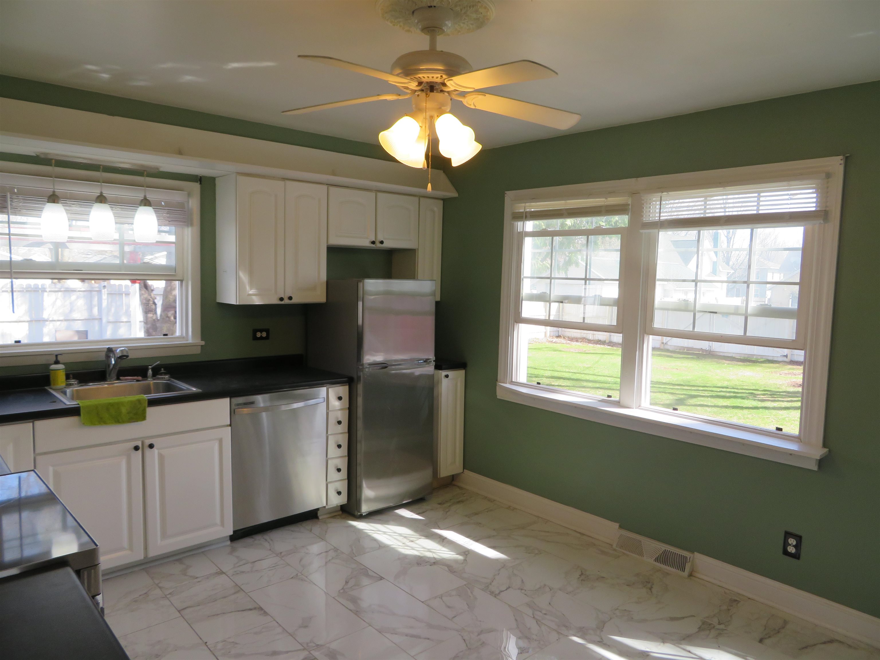 1605 E 7TH STREET, Merrill, Wisconsin 54452, 2 Bedrooms Bedrooms, 5 Rooms Rooms,1 BathroomBathrooms,Multi-family,For Sale,1605 E 7TH STREET,22601659