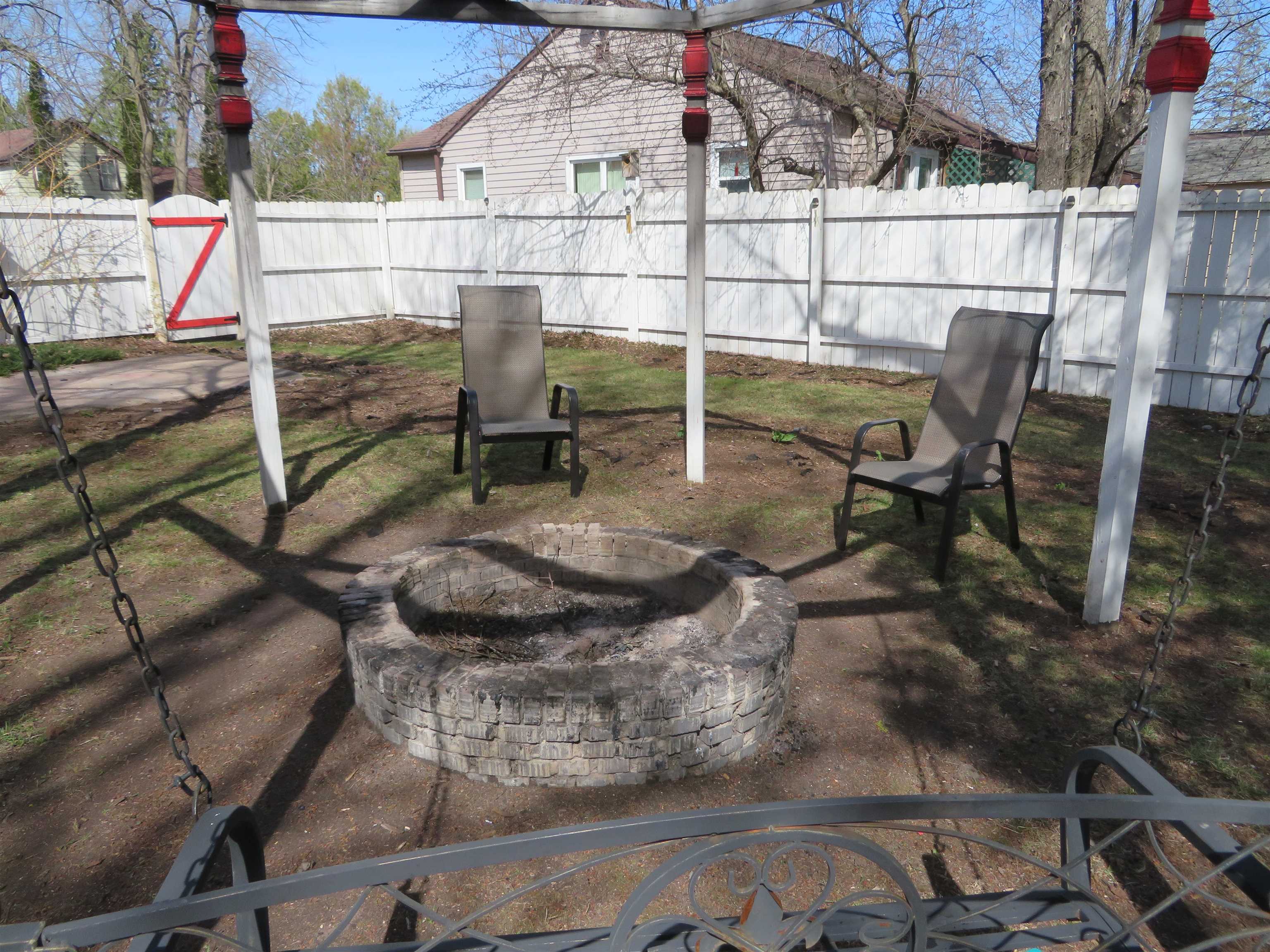 1605 E 7TH STREET, Merrill, Wisconsin 54452, 2 Bedrooms Bedrooms, 5 Rooms Rooms,1 BathroomBathrooms,Multi-family,For Sale,1605 E 7TH STREET,22601659