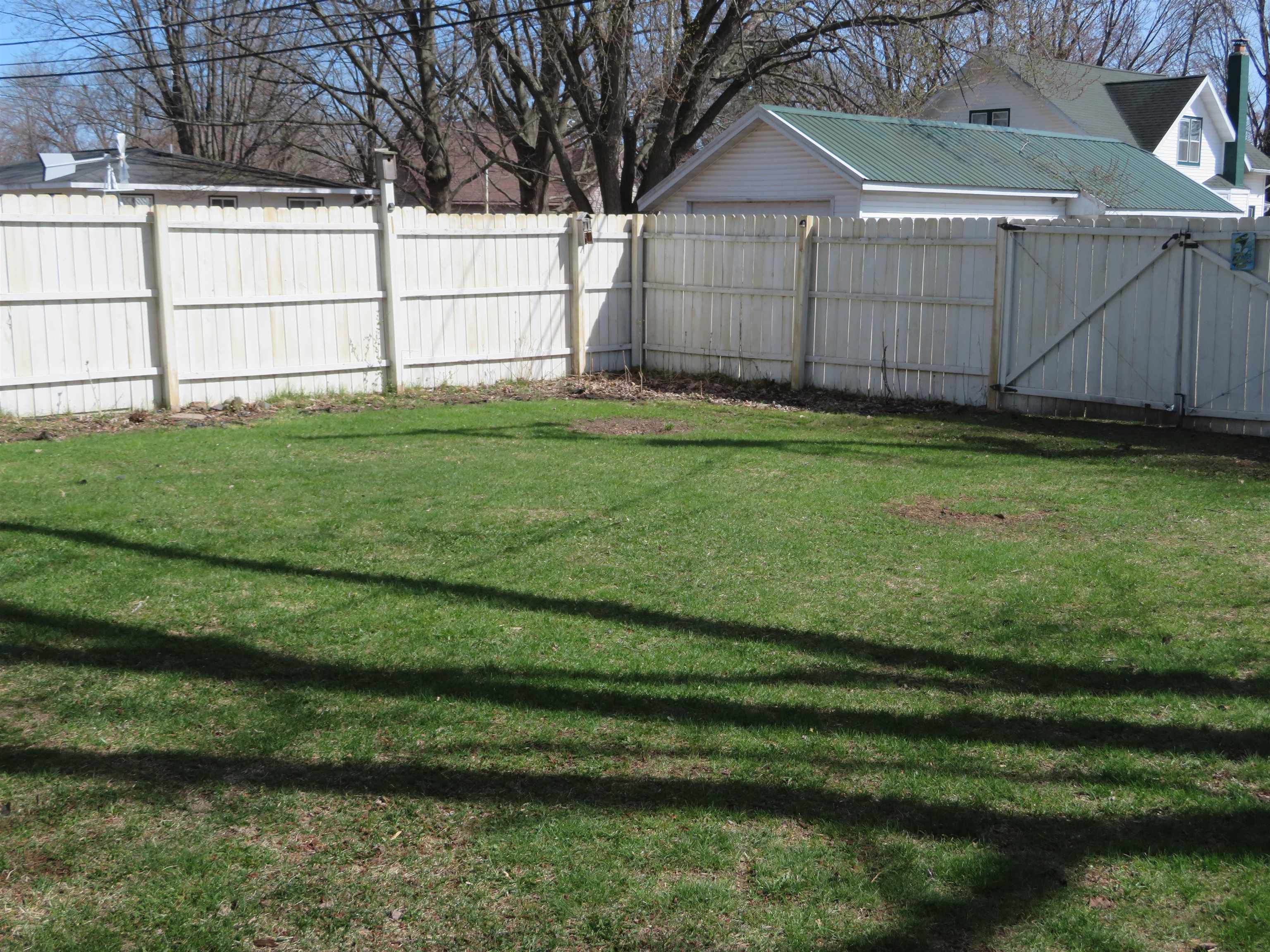 1605 E 7TH STREET, Merrill, Wisconsin 54452, 2 Bedrooms Bedrooms, 5 Rooms Rooms,1 BathroomBathrooms,Multi-family,For Sale,1605 E 7TH STREET,22601659