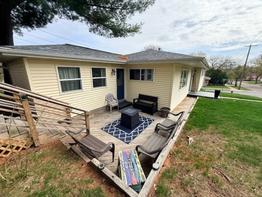 1002 MAPLE STREET, Wausau, Wisconsin 54401, 3 Bedrooms Bedrooms, ,1 BathroomBathrooms,Residential,For Sale,1002 MAPLE STREET,22601660