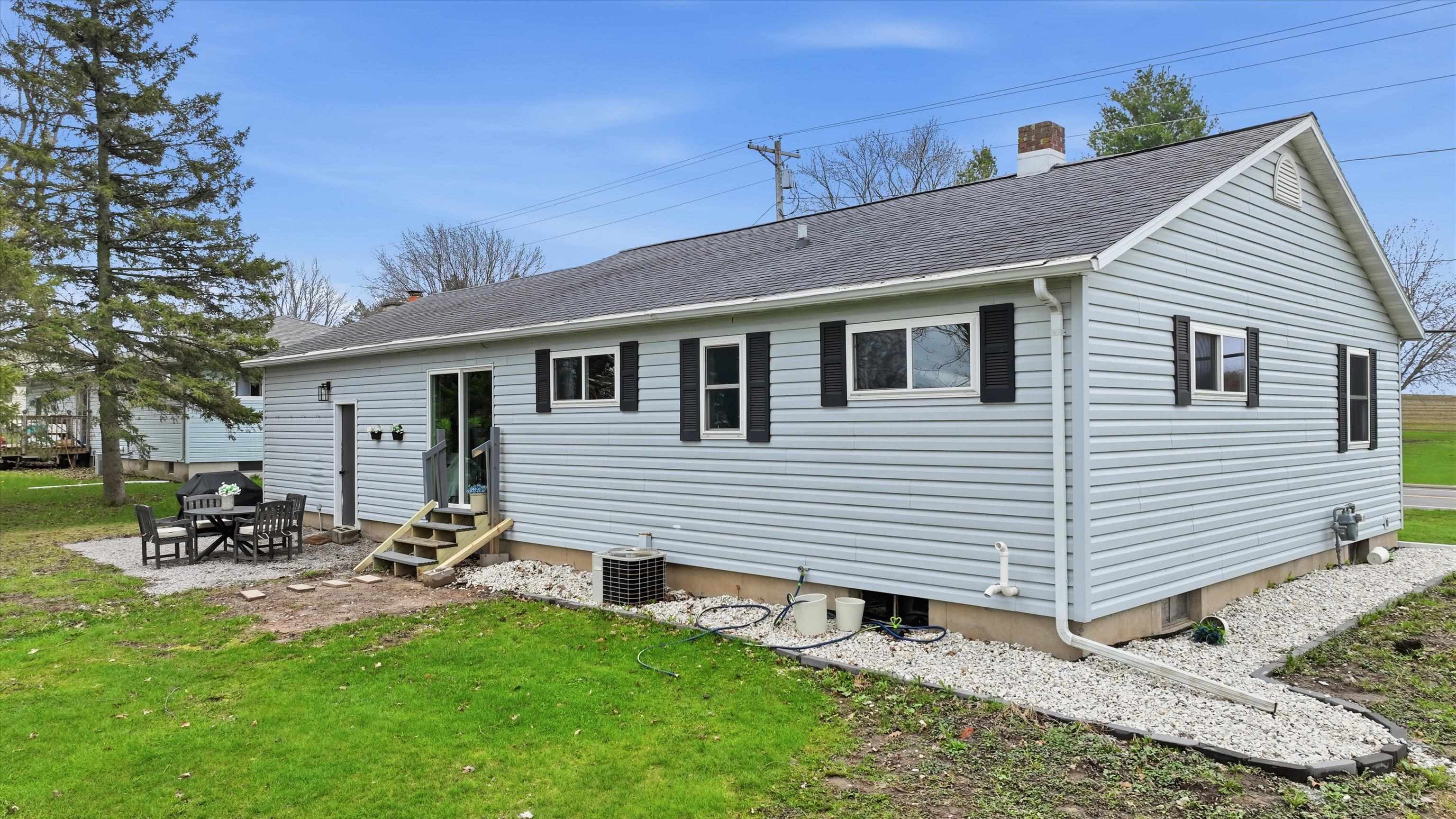 11186 MAIN STREET, Hewitt, Wisconsin 54441, 3 Bedrooms Bedrooms, ,1 BathroomBathrooms,Residential,For Sale,11186 MAIN STREET,22601663