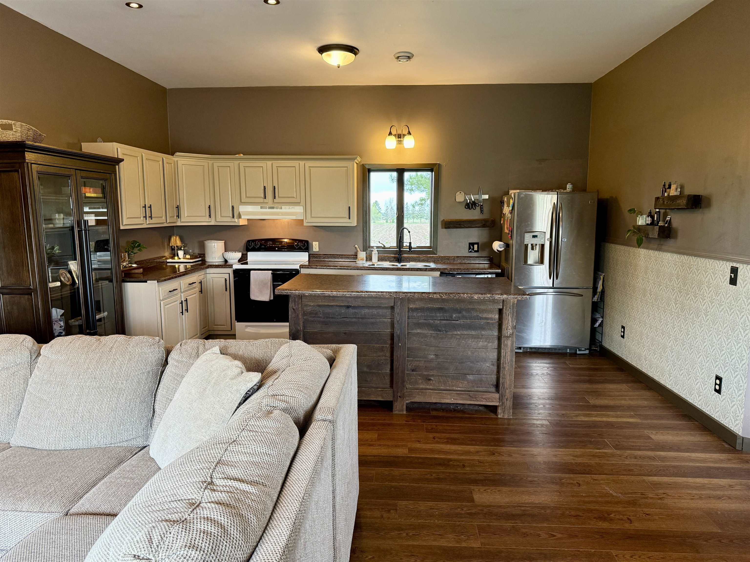 W6030 ELM AVENUE, Stetsonville, Wisconsin 54480, 3 Bedrooms Bedrooms, ,1 BathroomBathrooms,Residential,For Sale,W6030 ELM AVENUE,22601667
