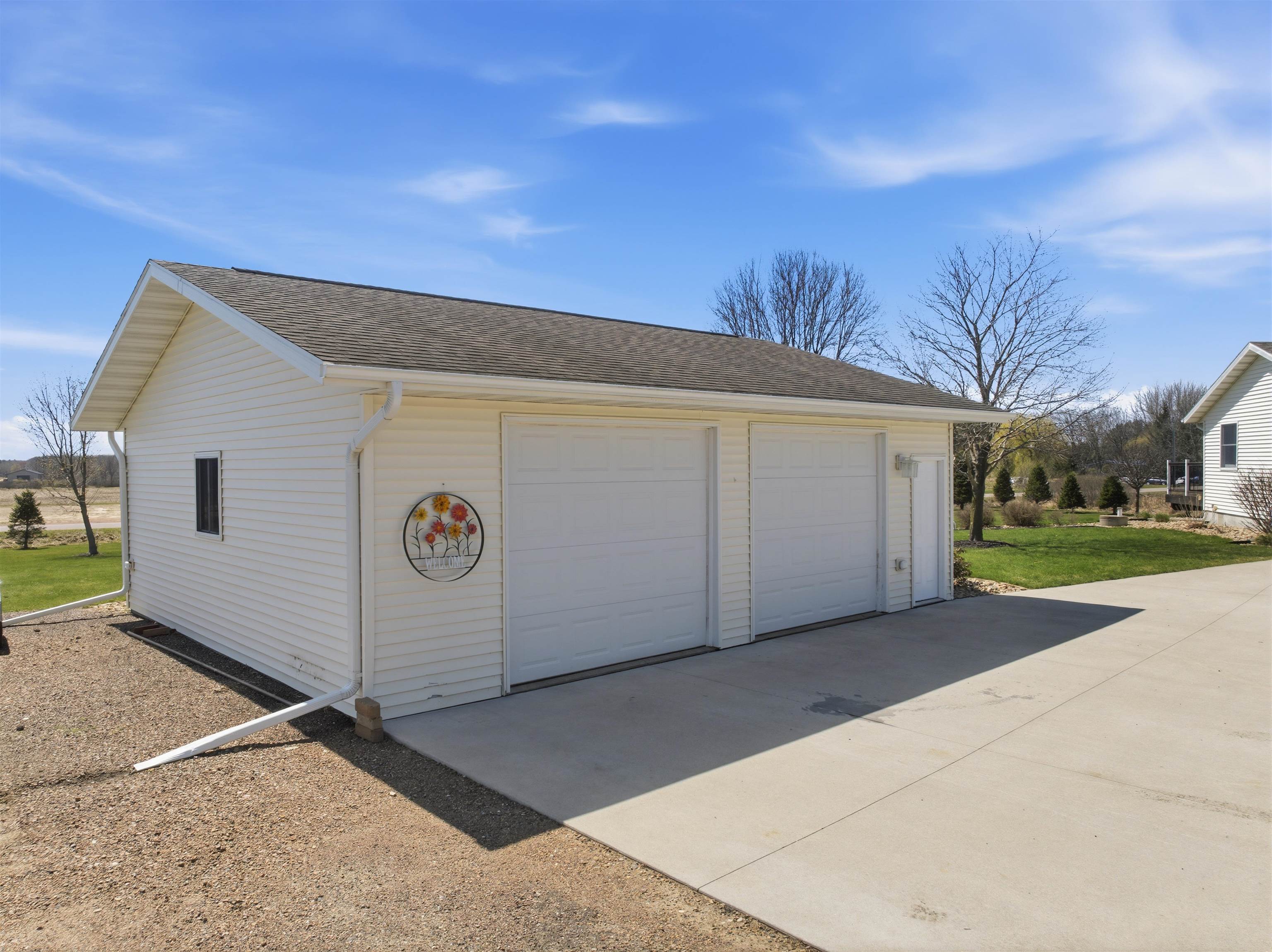 8917 S WASHINGTON AVENUE, Marshfield, Wisconsin 54449, 4 Bedrooms Bedrooms, ,2 BathroomsBathrooms,Residential,For Sale,8917 S WASHINGTON AVENUE,22601668