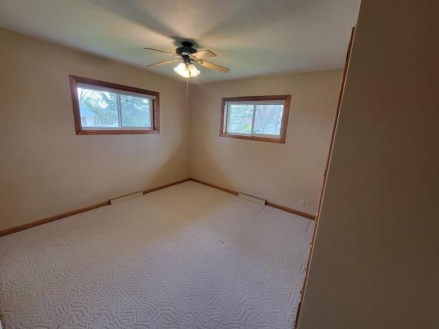 1608 S PALMETTO AVENUE, Marshfield, Wisconsin 54449, 3 Bedrooms Bedrooms, ,1 BathroomBathrooms,Residential,For Sale,1608 S PALMETTO AVENUE,22601669