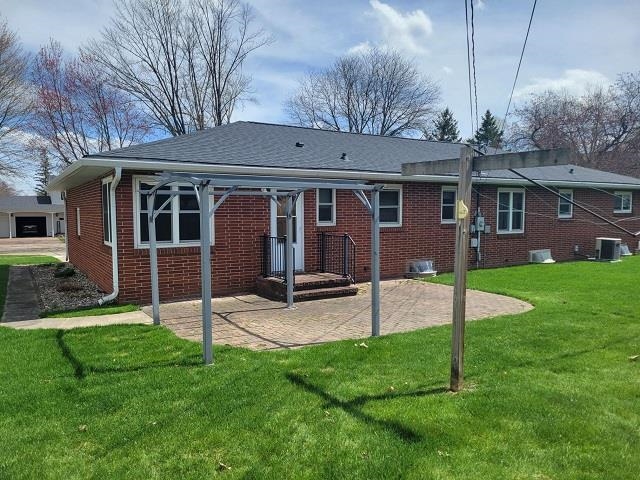 1608 S PALMETTO AVENUE, Marshfield, Wisconsin 54449, 3 Bedrooms Bedrooms, ,1 BathroomBathrooms,Residential,For Sale,1608 S PALMETTO AVENUE,22601669