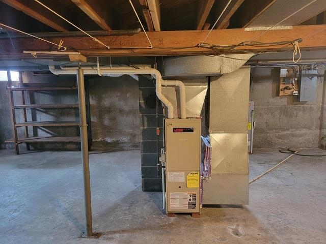 1608 S PALMETTO AVENUE, Marshfield, Wisconsin 54449, 3 Bedrooms Bedrooms, ,1 BathroomBathrooms,Residential,For Sale,1608 S PALMETTO AVENUE,22601669