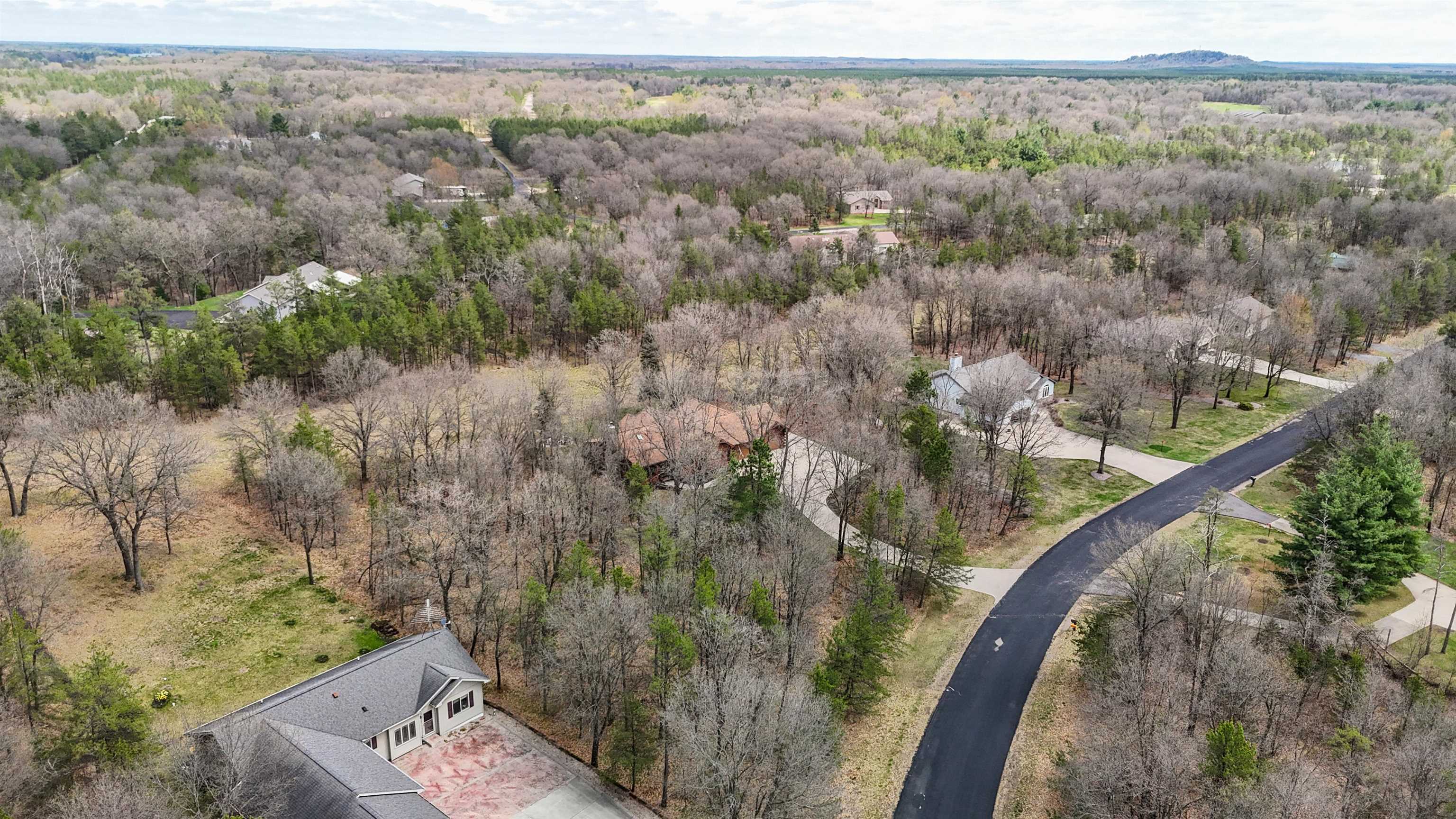 1344 BOGEY TRAIL, Nekoosa, Wisconsin 54457-0000, 4 Bedrooms Bedrooms, ,3 BathroomsBathrooms,Residential,For Sale,1344 BOGEY TRAIL,22601671