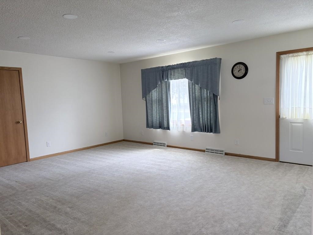 3306 EAU CLAIRE AVENUE, Weston, Wisconsin 54476, 3 Bedrooms Bedrooms, ,1 BathroomBathrooms,Residential,For Sale,3306 EAU CLAIRE AVENUE,22601672