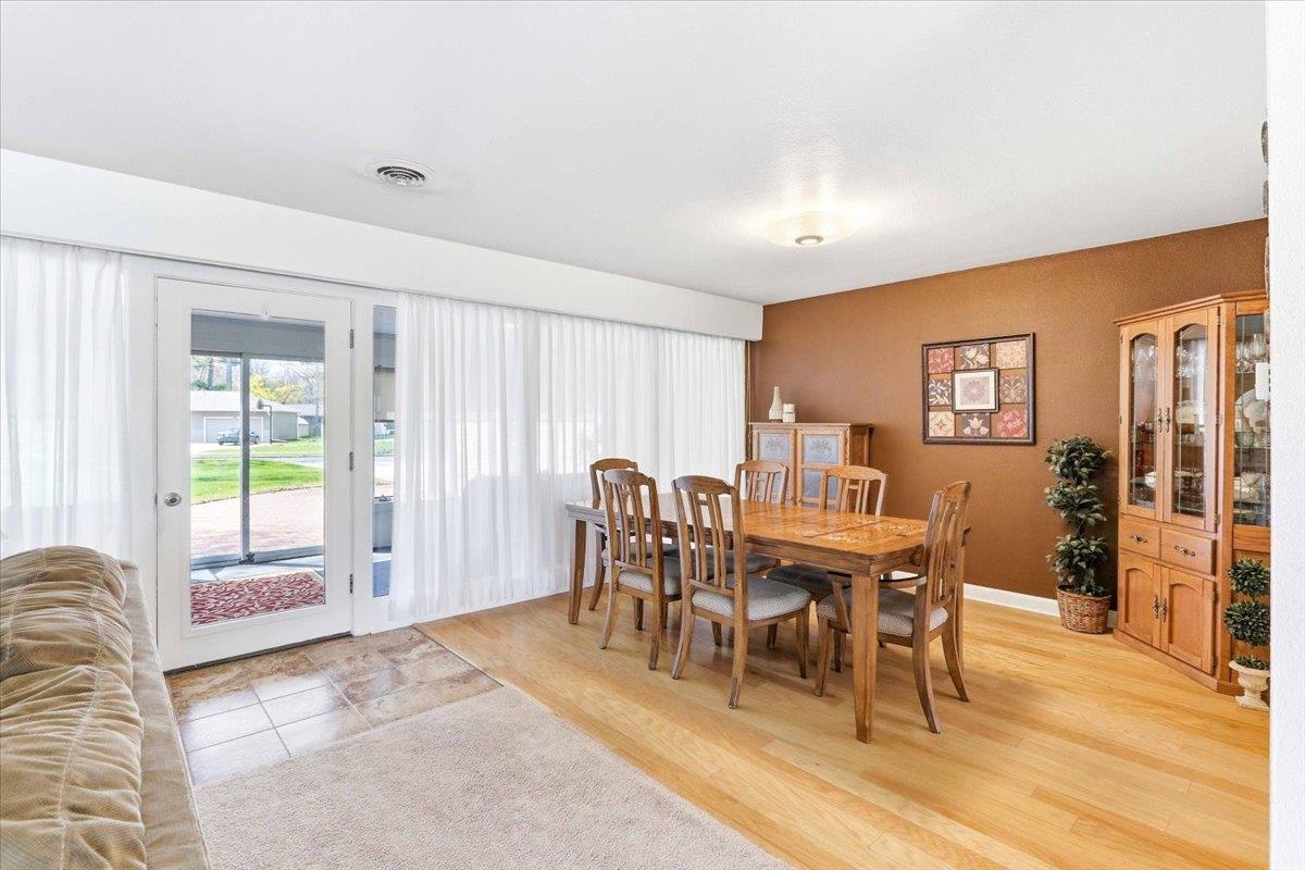 1251 WISCONSIN RIVER DRIVE, Port Edwards, Wisconsin 54469, 3 Bedrooms Bedrooms, ,2 BathroomsBathrooms,Residential,For Sale,1251 WISCONSIN RIVER DRIVE,22601673