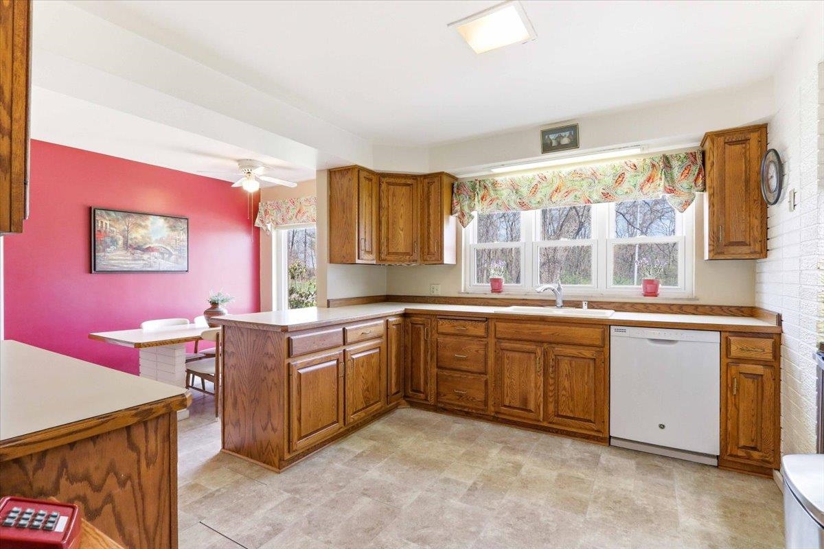 1251 WISCONSIN RIVER DRIVE, Port Edwards, Wisconsin 54469, 3 Bedrooms Bedrooms, ,2 BathroomsBathrooms,Residential,For Sale,1251 WISCONSIN RIVER DRIVE,22601673