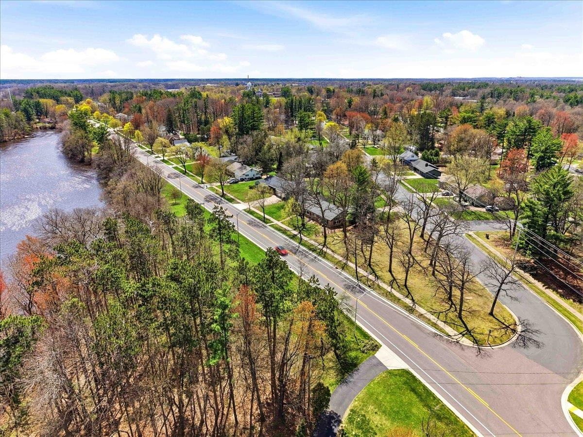 1251 WISCONSIN RIVER DRIVE, Port Edwards, Wisconsin 54469, 3 Bedrooms Bedrooms, ,2 BathroomsBathrooms,Residential,For Sale,1251 WISCONSIN RIVER DRIVE,22601673
