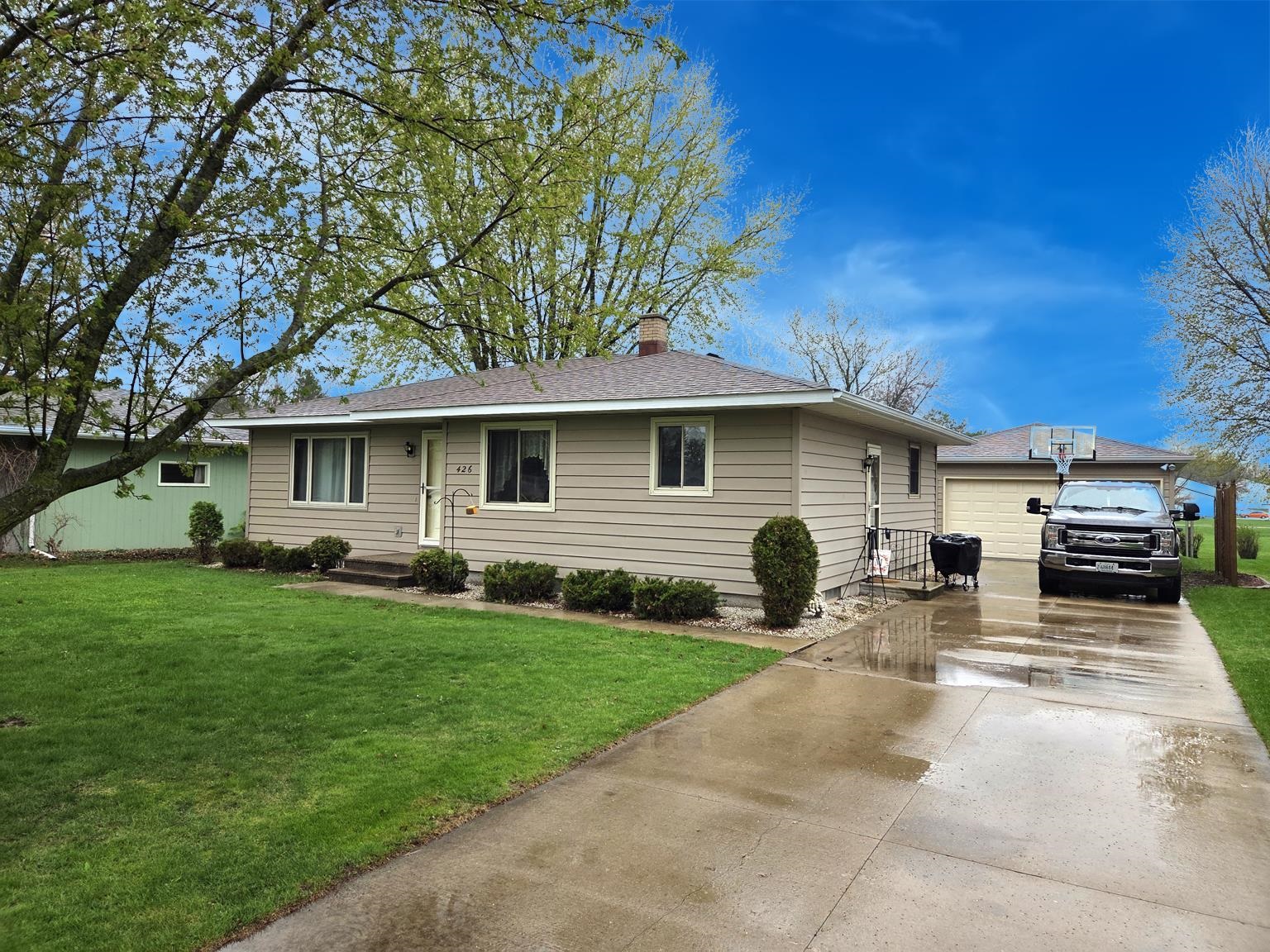 426 WILDWOOD COURT, Marshfield, Wisconsin 54449, 3 Bedrooms Bedrooms, ,1 BathroomBathrooms,Residential,For Sale,426 WILDWOOD COURT,22601678