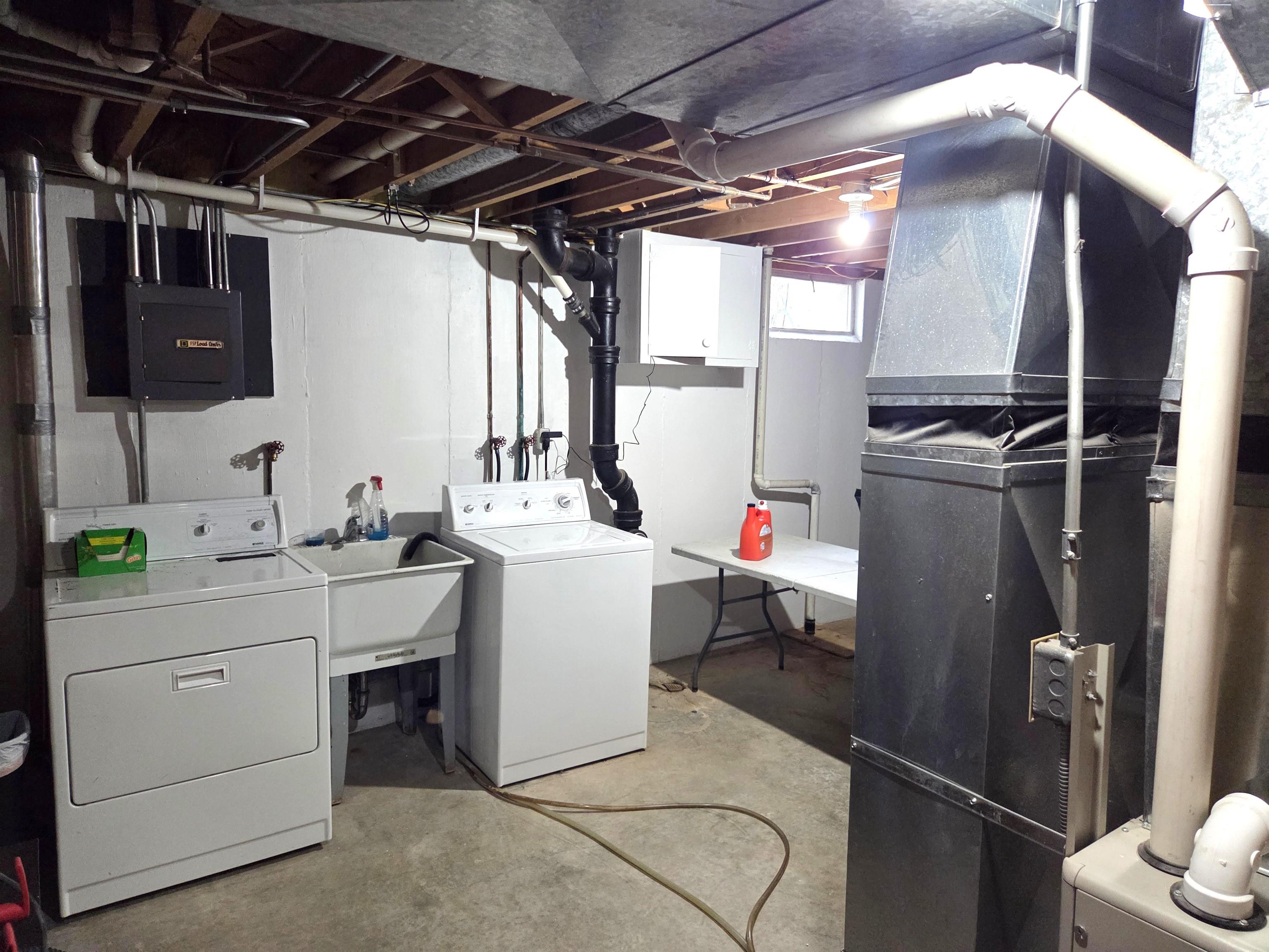 426 WILDWOOD COURT, Marshfield, Wisconsin 54449, 3 Bedrooms Bedrooms, ,1 BathroomBathrooms,Residential,For Sale,426 WILDWOOD COURT,22601678