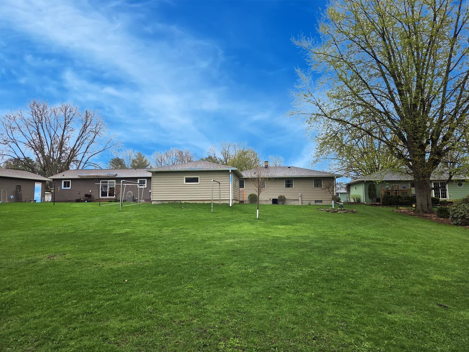 426 WILDWOOD COURT, Marshfield, Wisconsin 54449, 3 Bedrooms Bedrooms, ,1 BathroomBathrooms,Residential,For Sale,426 WILDWOOD COURT,22601678