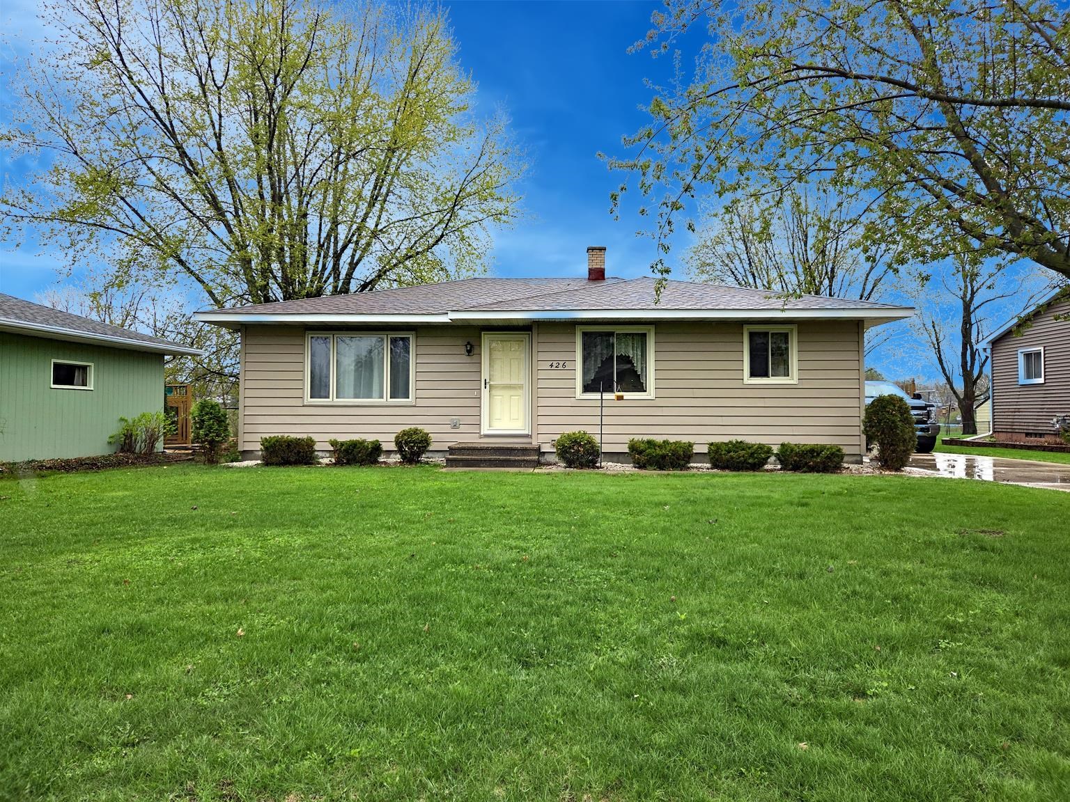 426 WILDWOOD COURT, Marshfield, Wisconsin 54449, 3 Bedrooms Bedrooms, ,1 BathroomBathrooms,Residential,For Sale,426 WILDWOOD COURT,22601678