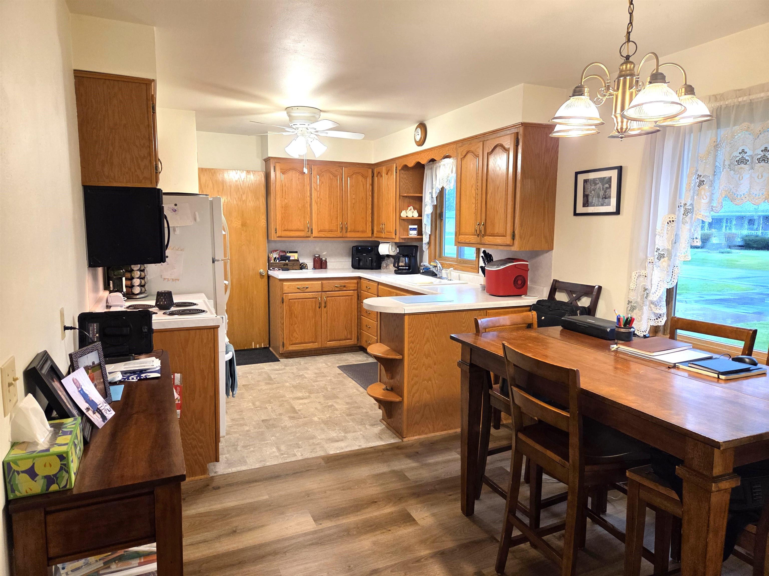 426 WILDWOOD COURT, Marshfield, Wisconsin 54449, 3 Bedrooms Bedrooms, ,1 BathroomBathrooms,Residential,For Sale,426 WILDWOOD COURT,22601678