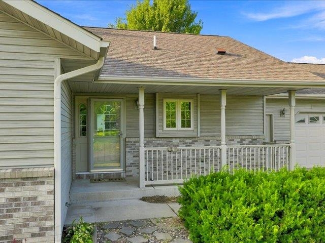 8342 4TH STREET, Pittsville, Wisconsin 54466, 5 Bedrooms Bedrooms, ,3 BathroomsBathrooms,Residential,For Sale,8342 4TH STREET,22601680
