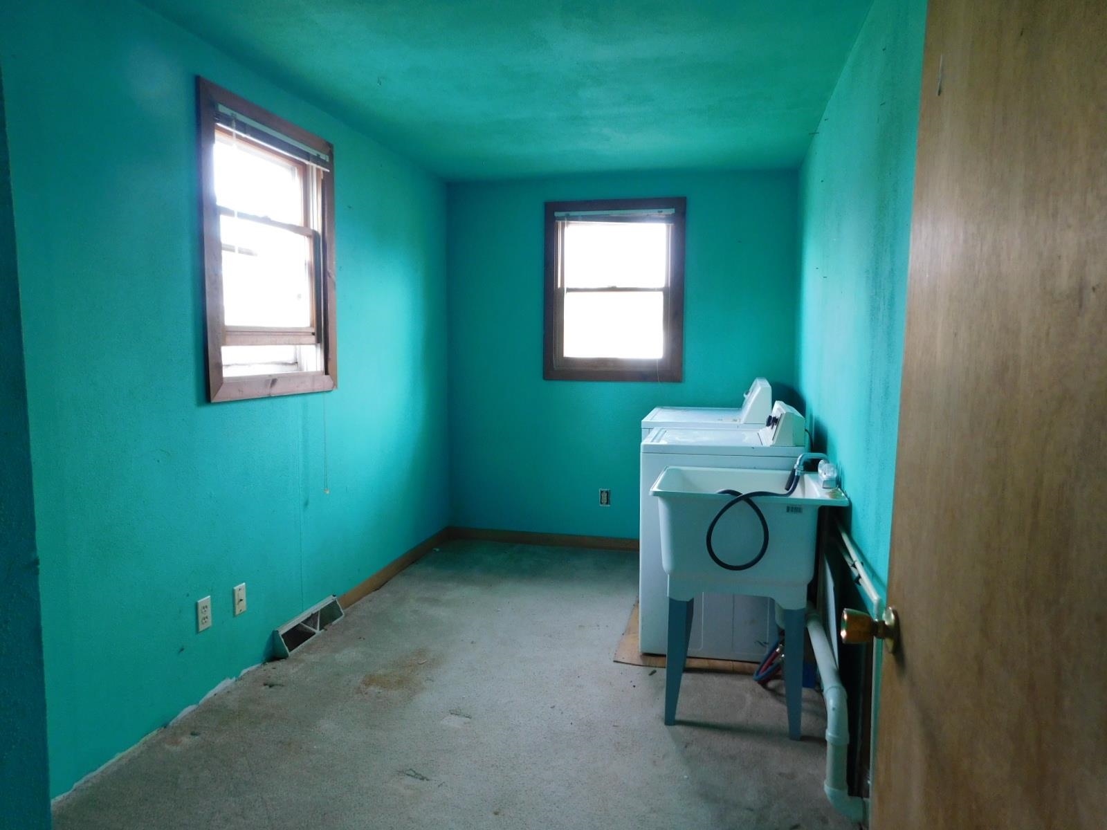 602 DOUGLAS STREET, Merrill, Wisconsin 54452, 2 Bedrooms Bedrooms, ,2 BathroomsBathrooms,Residential,For Sale,602 DOUGLAS STREET,22601685