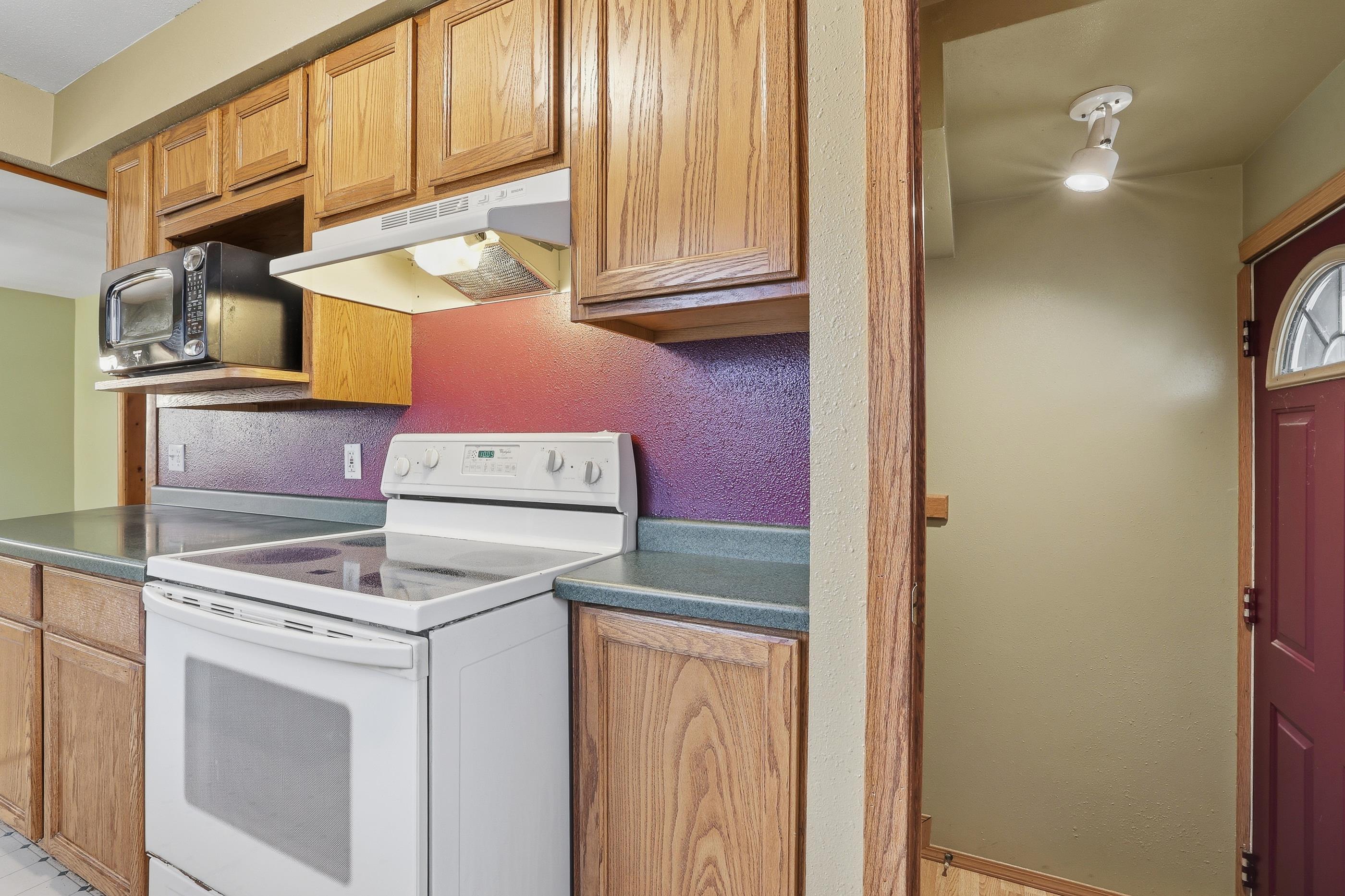 541 13TH STREET SOUTH, Wisconsin Rapids, Wisconsin 54494, 3 Bedrooms Bedrooms, ,2 BathroomsBathrooms,Residential,For Sale,541 13TH STREET SOUTH,22601687