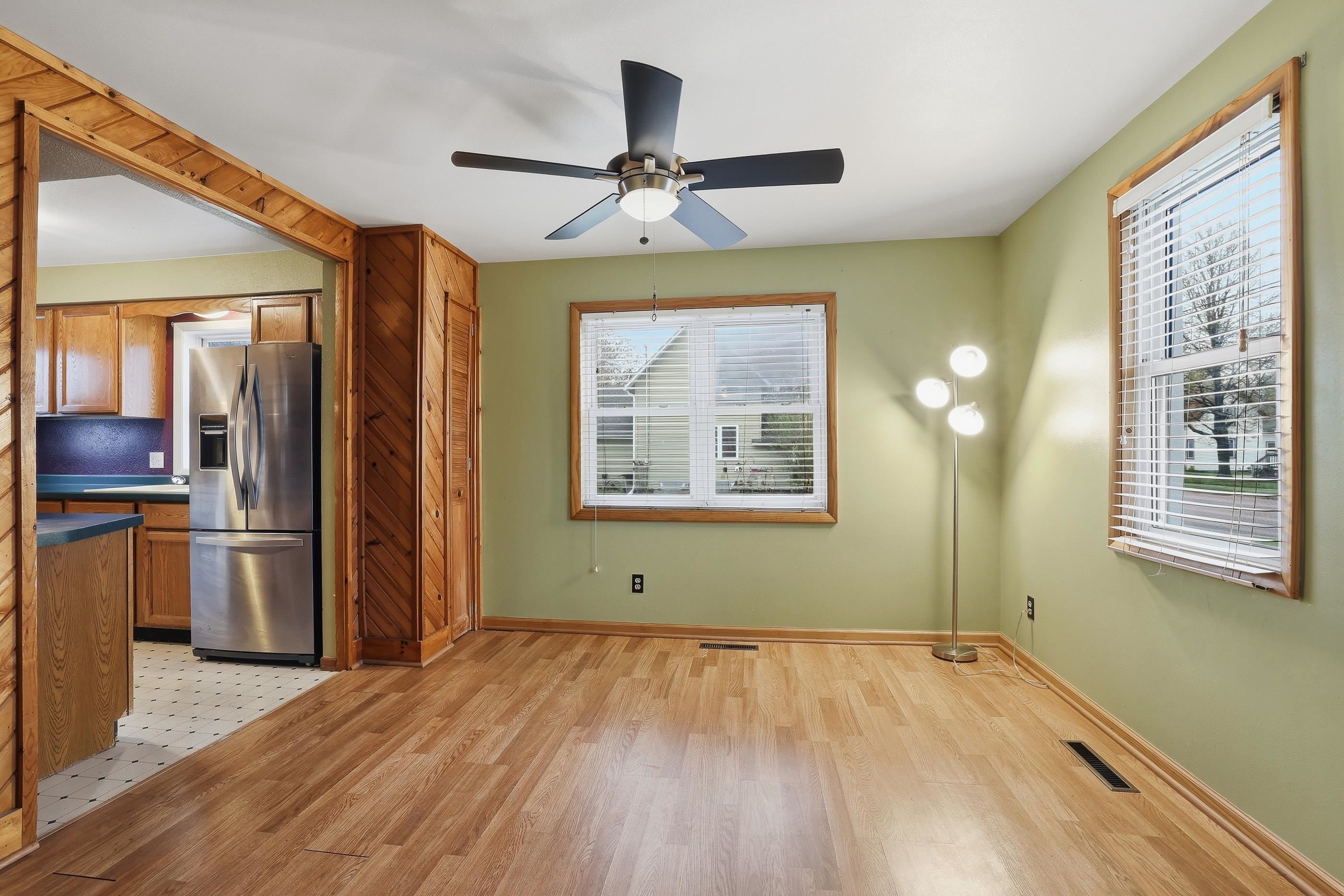 541 13TH STREET SOUTH, Wisconsin Rapids, Wisconsin 54494, 3 Bedrooms Bedrooms, ,2 BathroomsBathrooms,Residential,For Sale,541 13TH STREET SOUTH,22601687