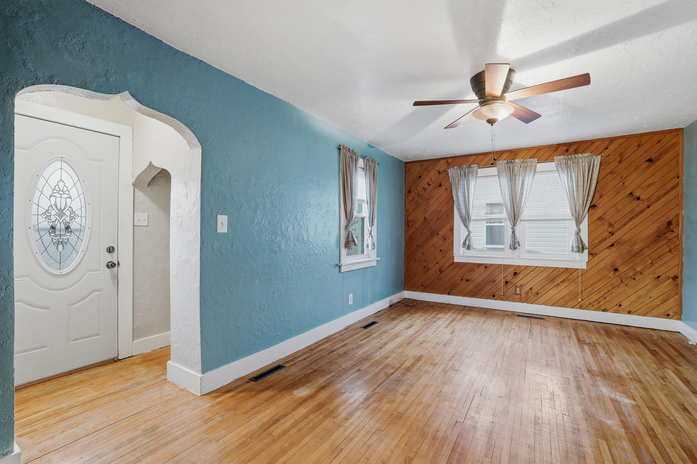 541 13TH STREET SOUTH, Wisconsin Rapids, Wisconsin 54494, 3 Bedrooms Bedrooms, ,2 BathroomsBathrooms,Residential,For Sale,541 13TH STREET SOUTH,22601687