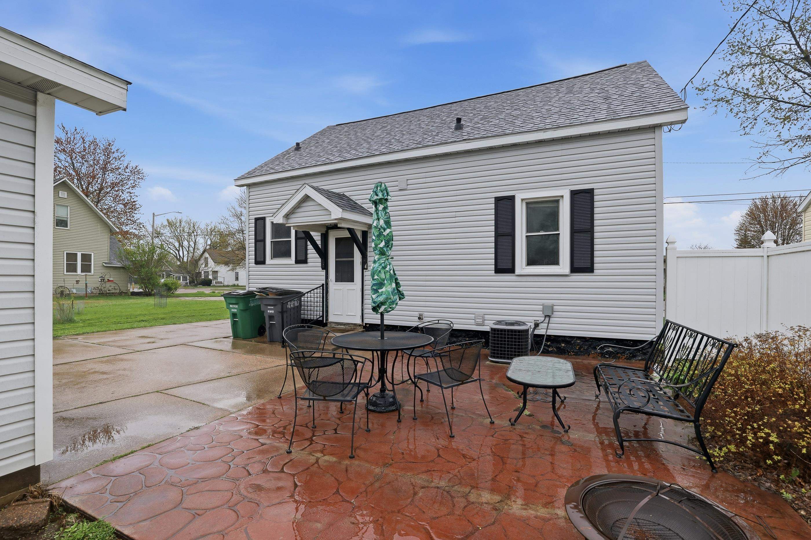 541 13TH STREET SOUTH, Wisconsin Rapids, Wisconsin 54494, 3 Bedrooms Bedrooms, ,2 BathroomsBathrooms,Residential,For Sale,541 13TH STREET SOUTH,22601687