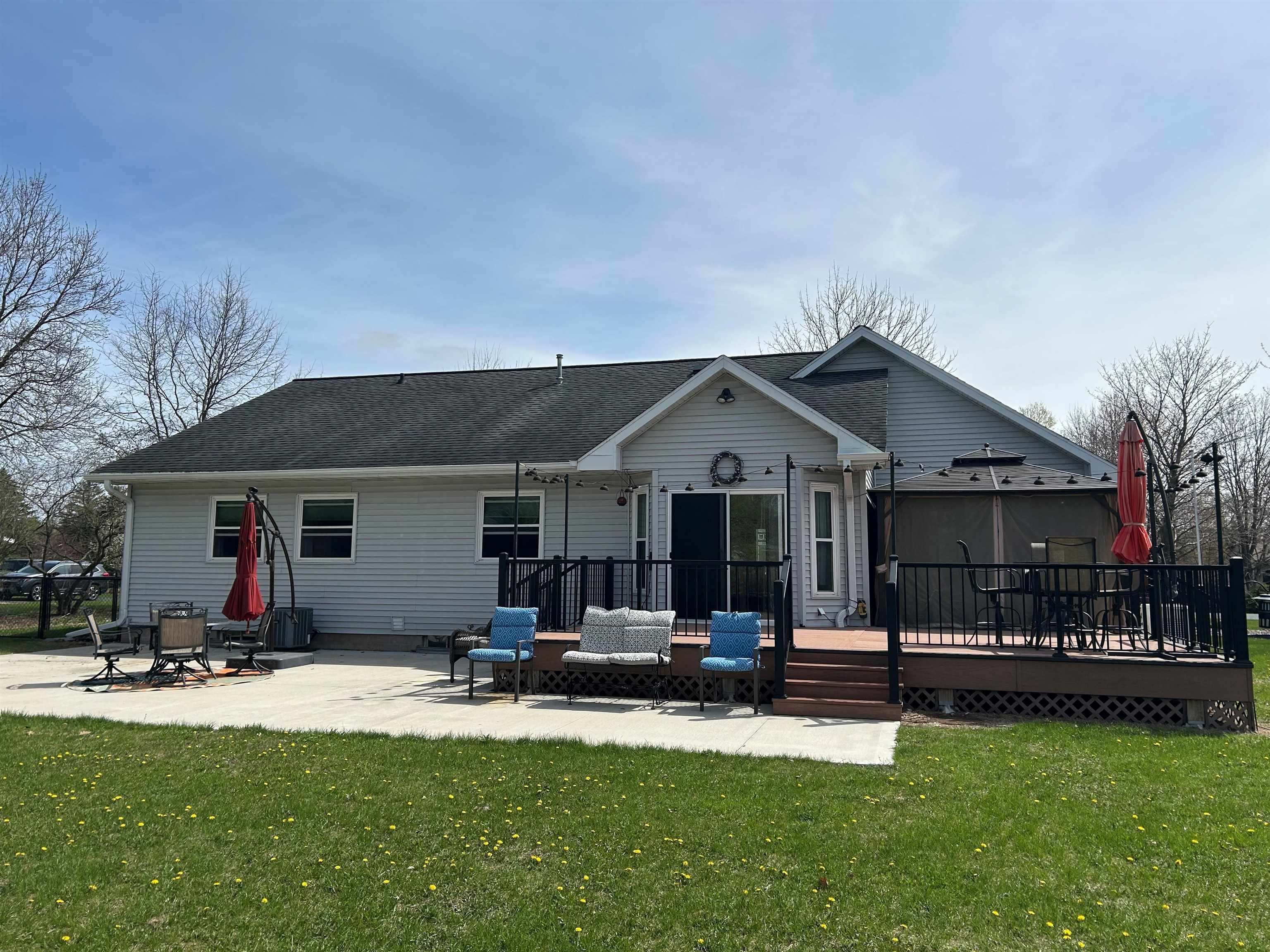2055 RONALD STREET, Kronenwetter, Wisconsin 54455, 3 Bedrooms Bedrooms, ,2 BathroomsBathrooms,Residential,For Sale,2055 RONALD STREET,22601688
