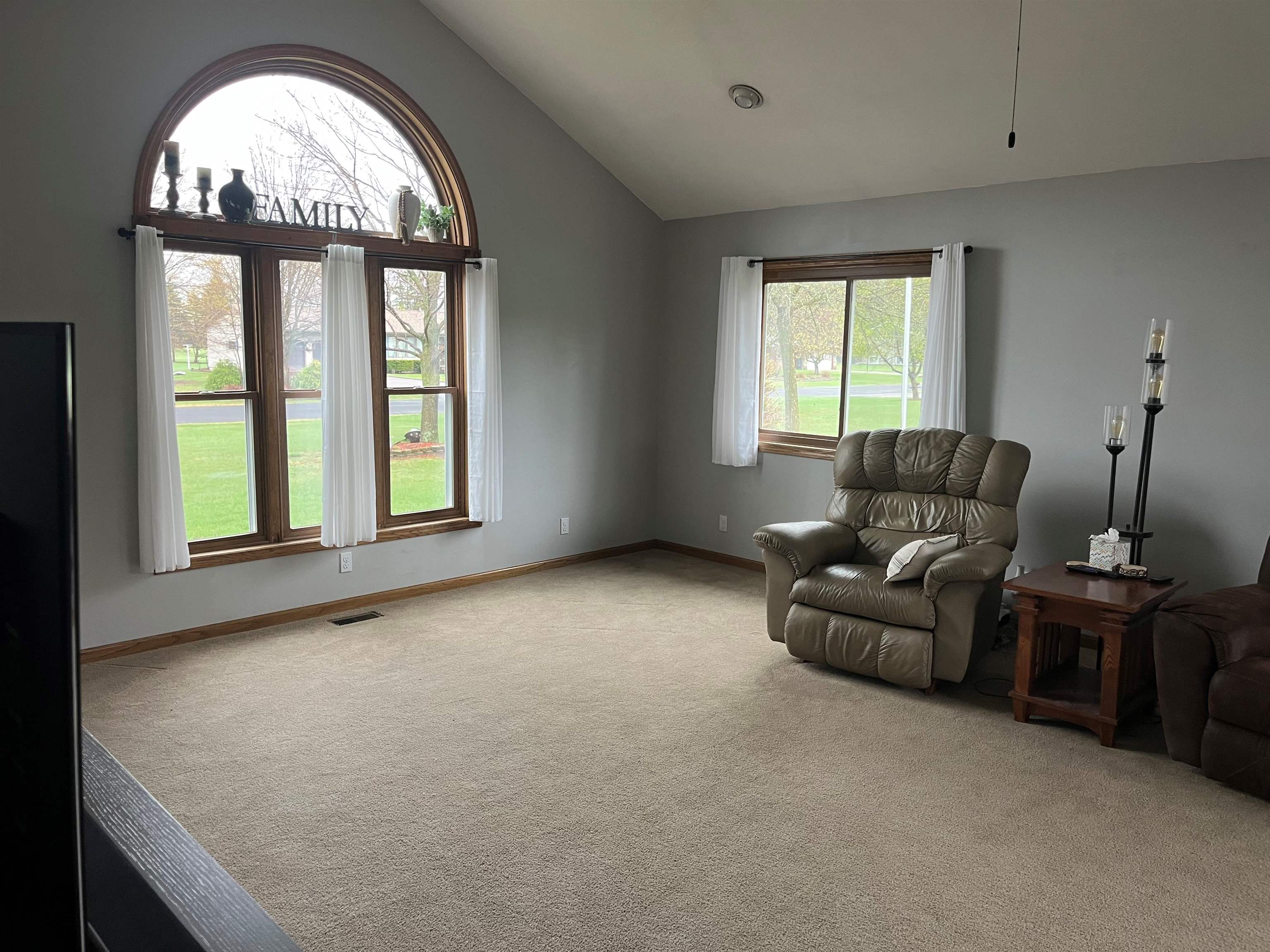 2055 RONALD STREET, Kronenwetter, Wisconsin 54455, 3 Bedrooms Bedrooms, ,2 BathroomsBathrooms,Residential,For Sale,2055 RONALD STREET,22601688
