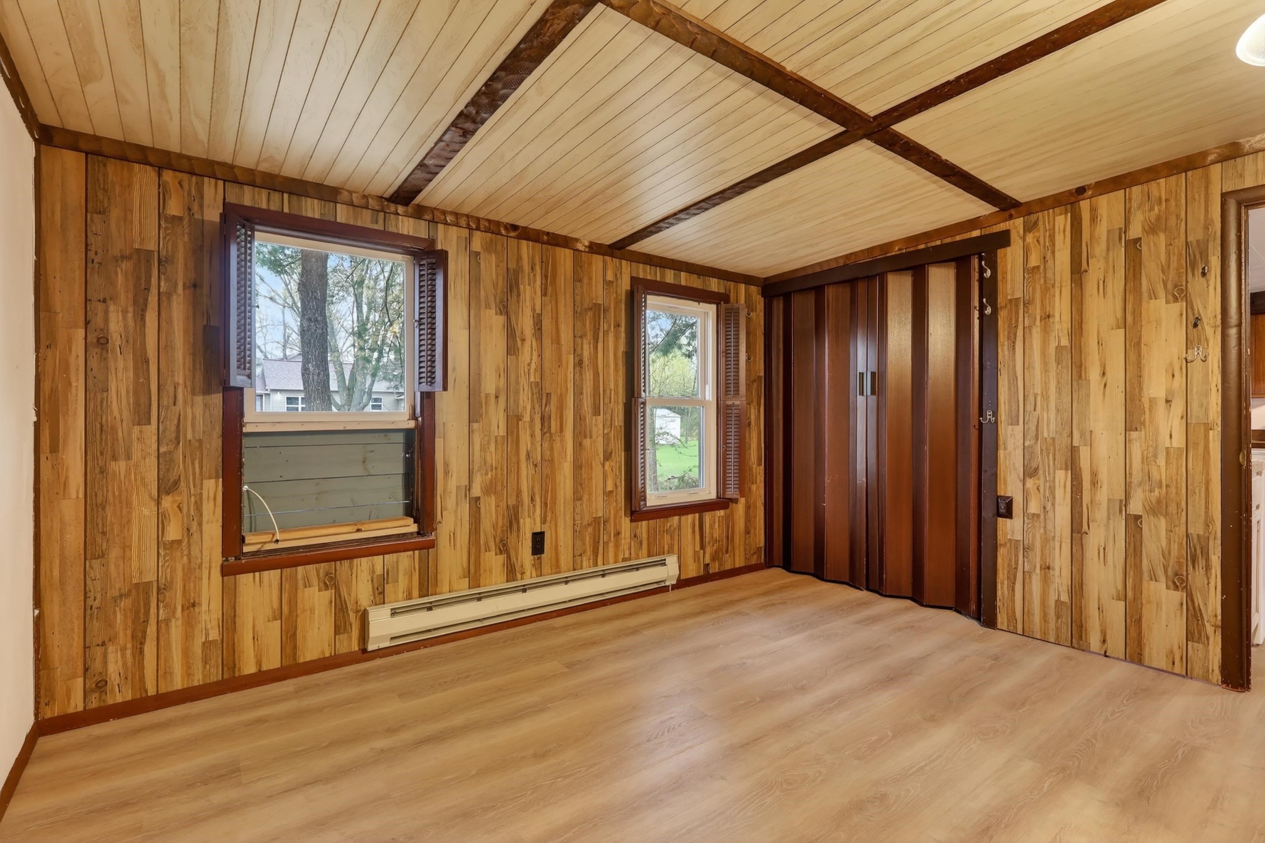 2011 OAK STREET, Wisconsin Rapids, Wisconsin 54494, 3 Bedrooms Bedrooms, ,1 BathroomBathrooms,Residential,For Sale,2011 OAK STREET,22601690