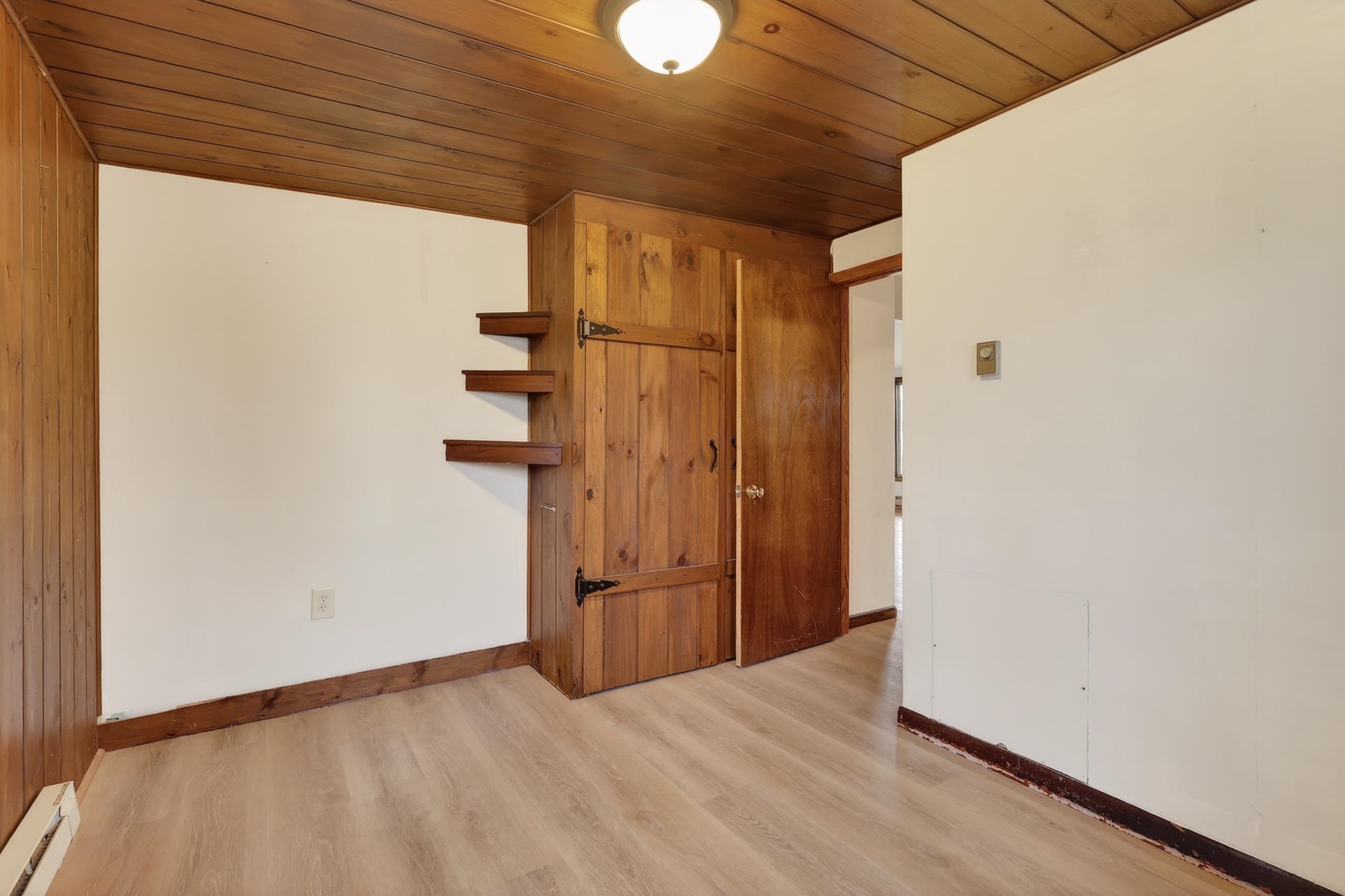 2011 OAK STREET, Wisconsin Rapids, Wisconsin 54494, 3 Bedrooms Bedrooms, ,1 BathroomBathrooms,Residential,For Sale,2011 OAK STREET,22601690