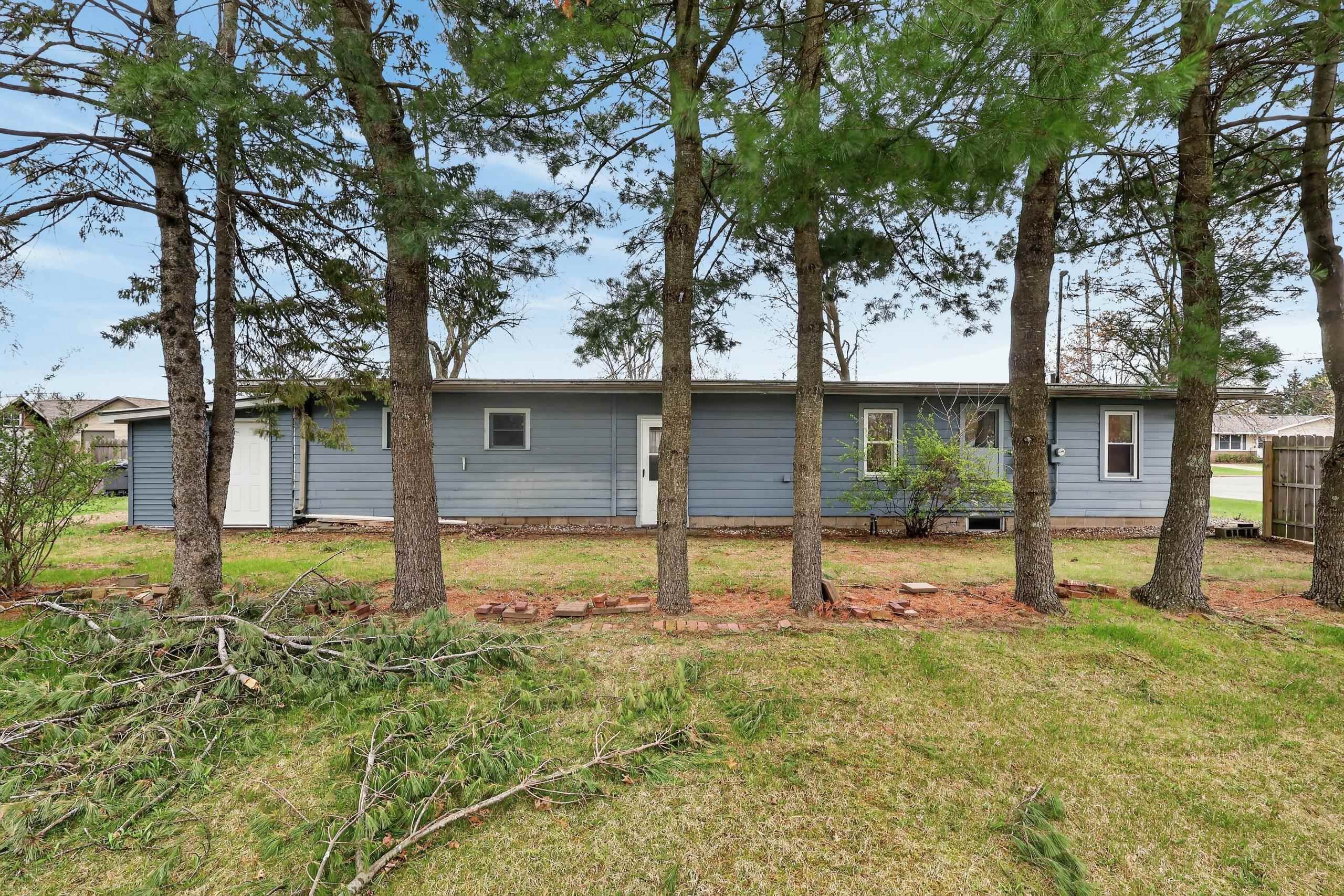 2011 OAK STREET, Wisconsin Rapids, Wisconsin 54494, 3 Bedrooms Bedrooms, ,1 BathroomBathrooms,Residential,For Sale,2011 OAK STREET,22601690