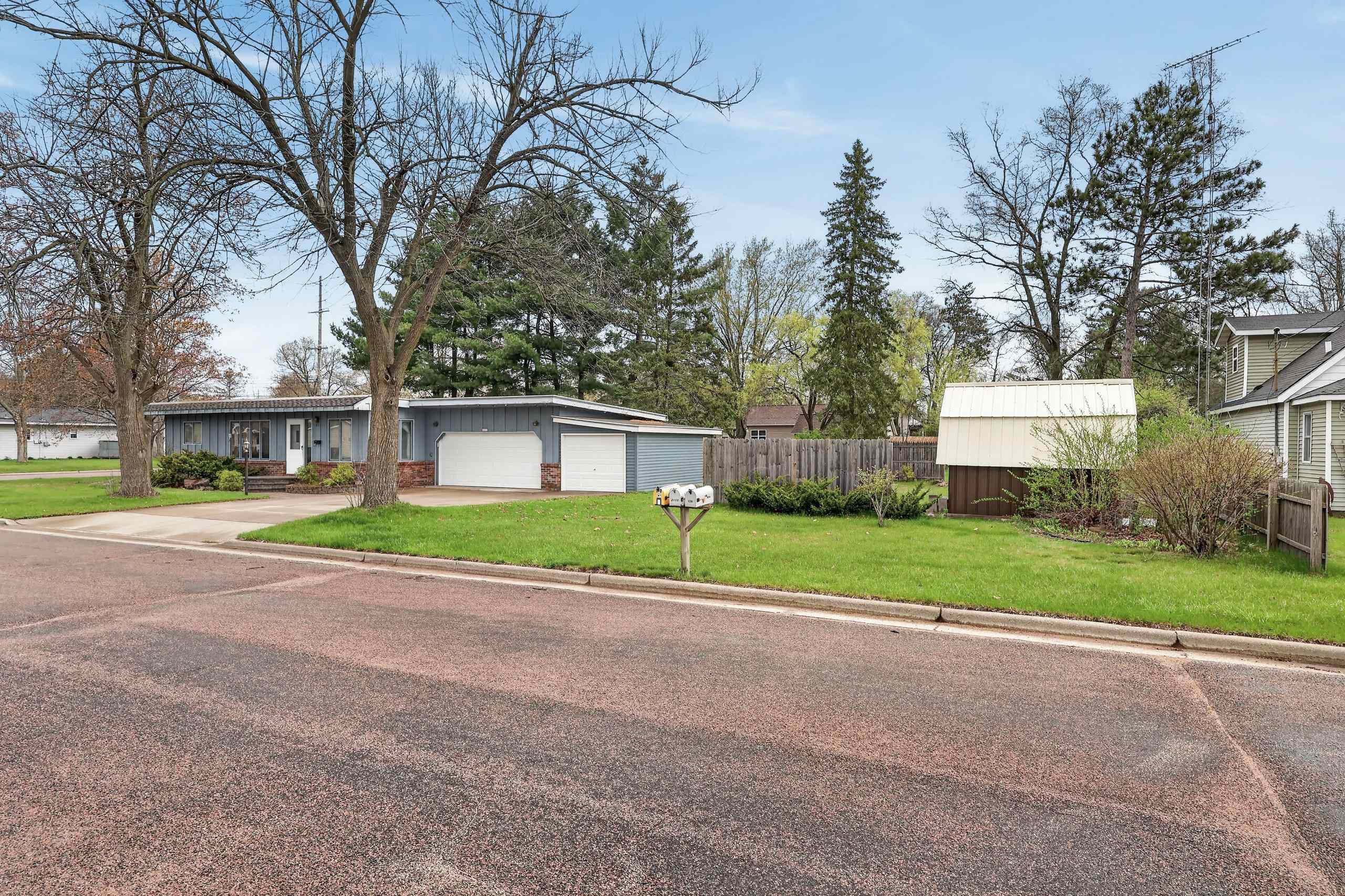 2011 OAK STREET, Wisconsin Rapids, Wisconsin 54494, 3 Bedrooms Bedrooms, ,1 BathroomBathrooms,Residential,For Sale,2011 OAK STREET,22601690